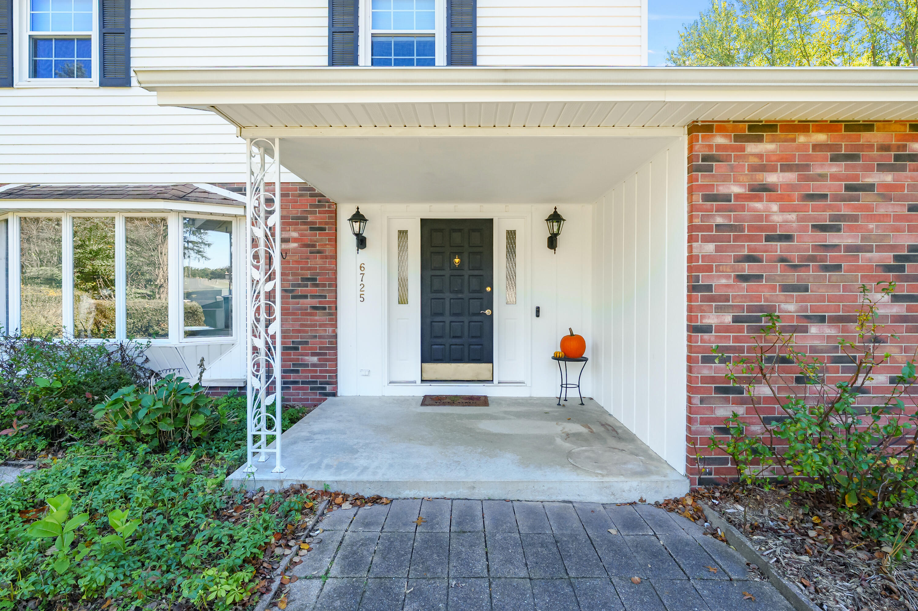 6725 Pleasantview Drive Portage MI 49024