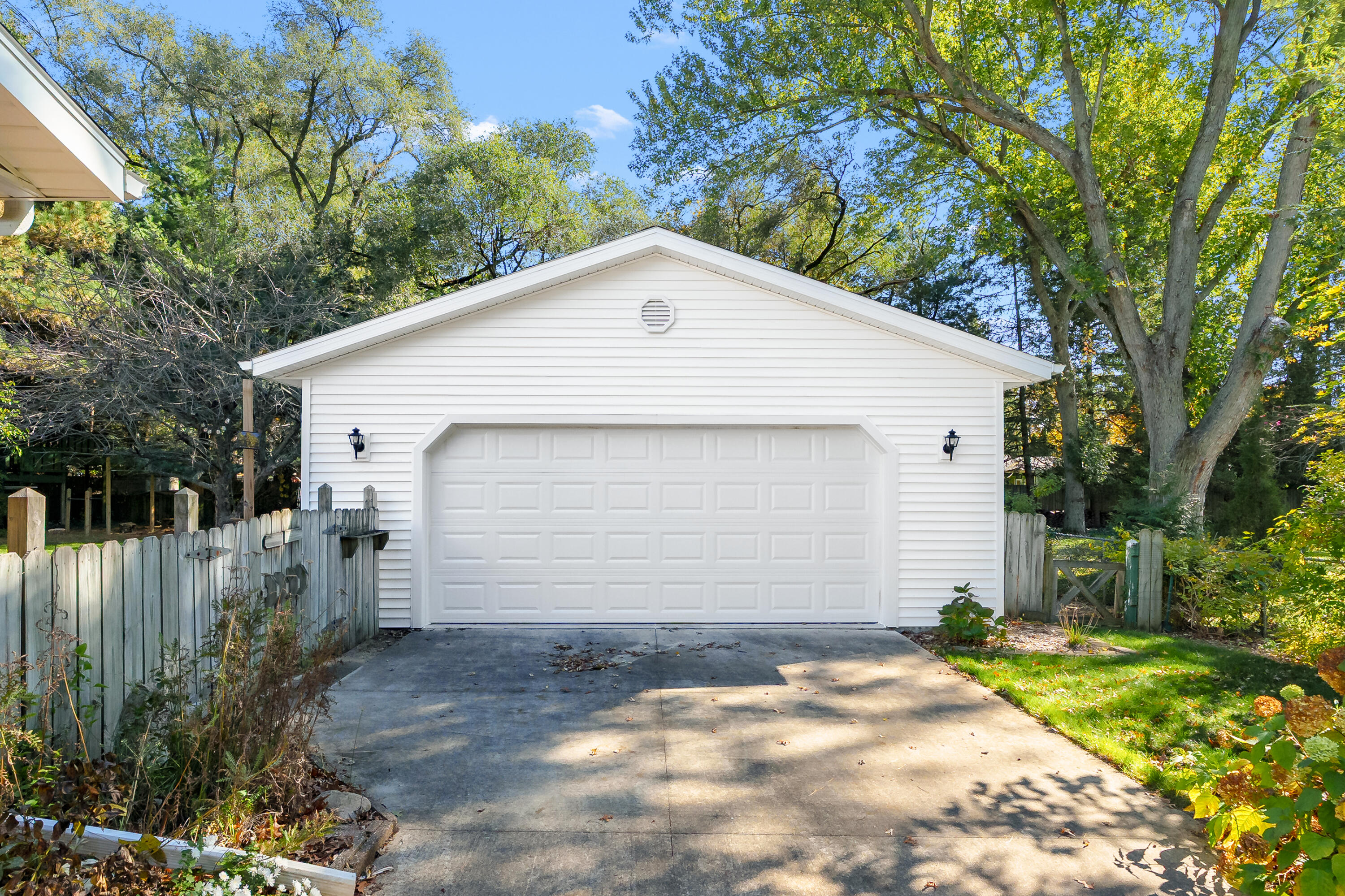 6725 Pleasantview Drive Portage MI 49024
