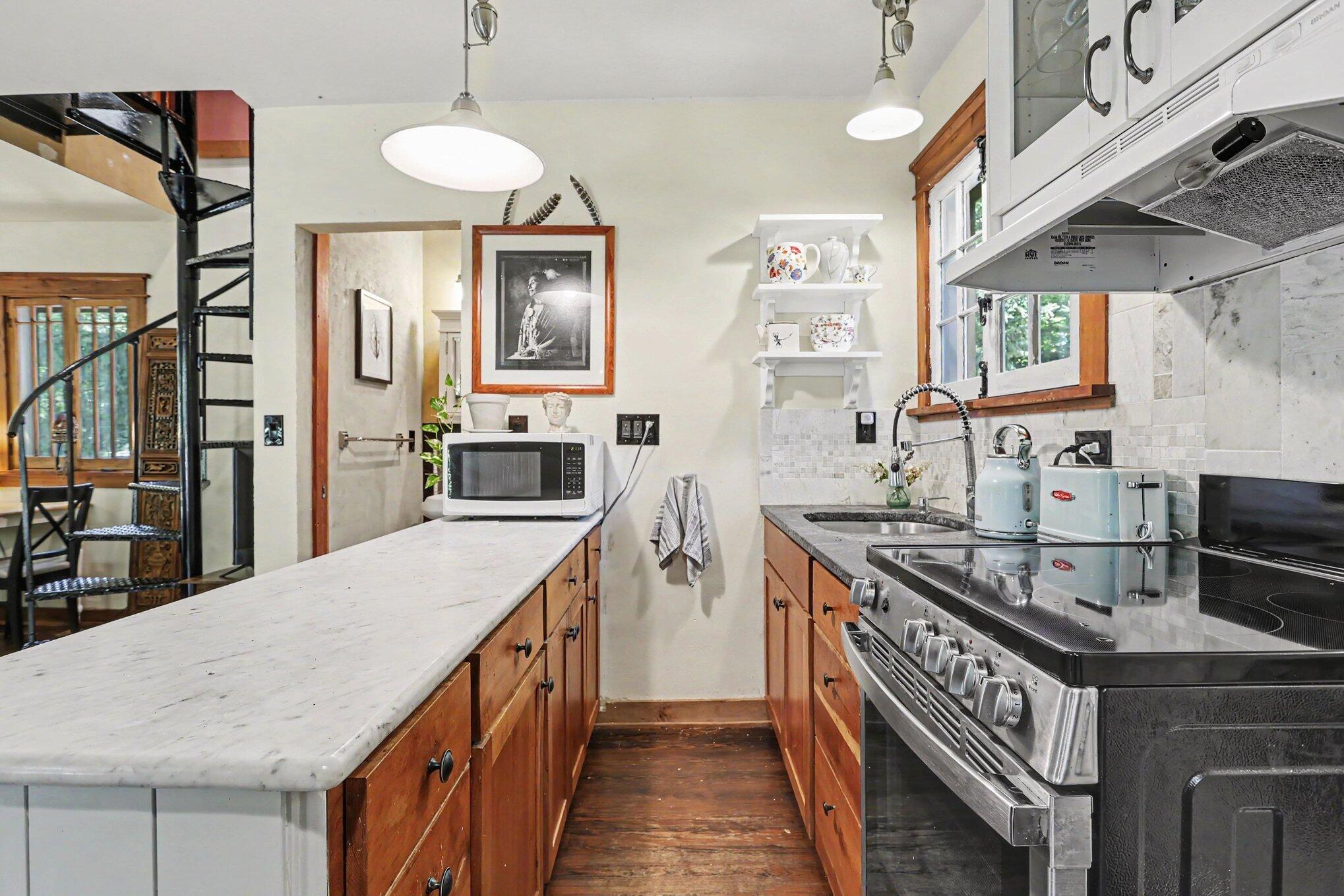 6650 Pine Lane Sawyer MI 49125