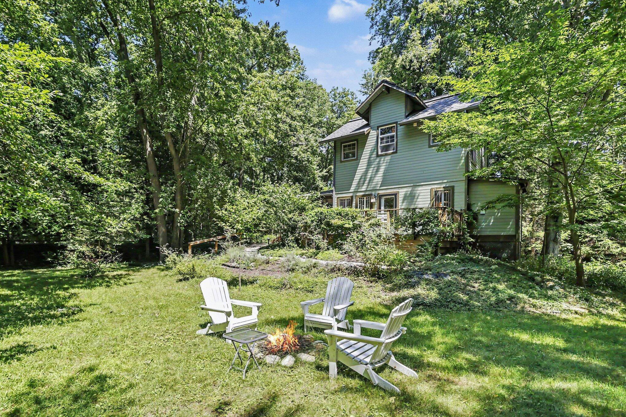 6650 Pine Lane Sawyer MI 49125