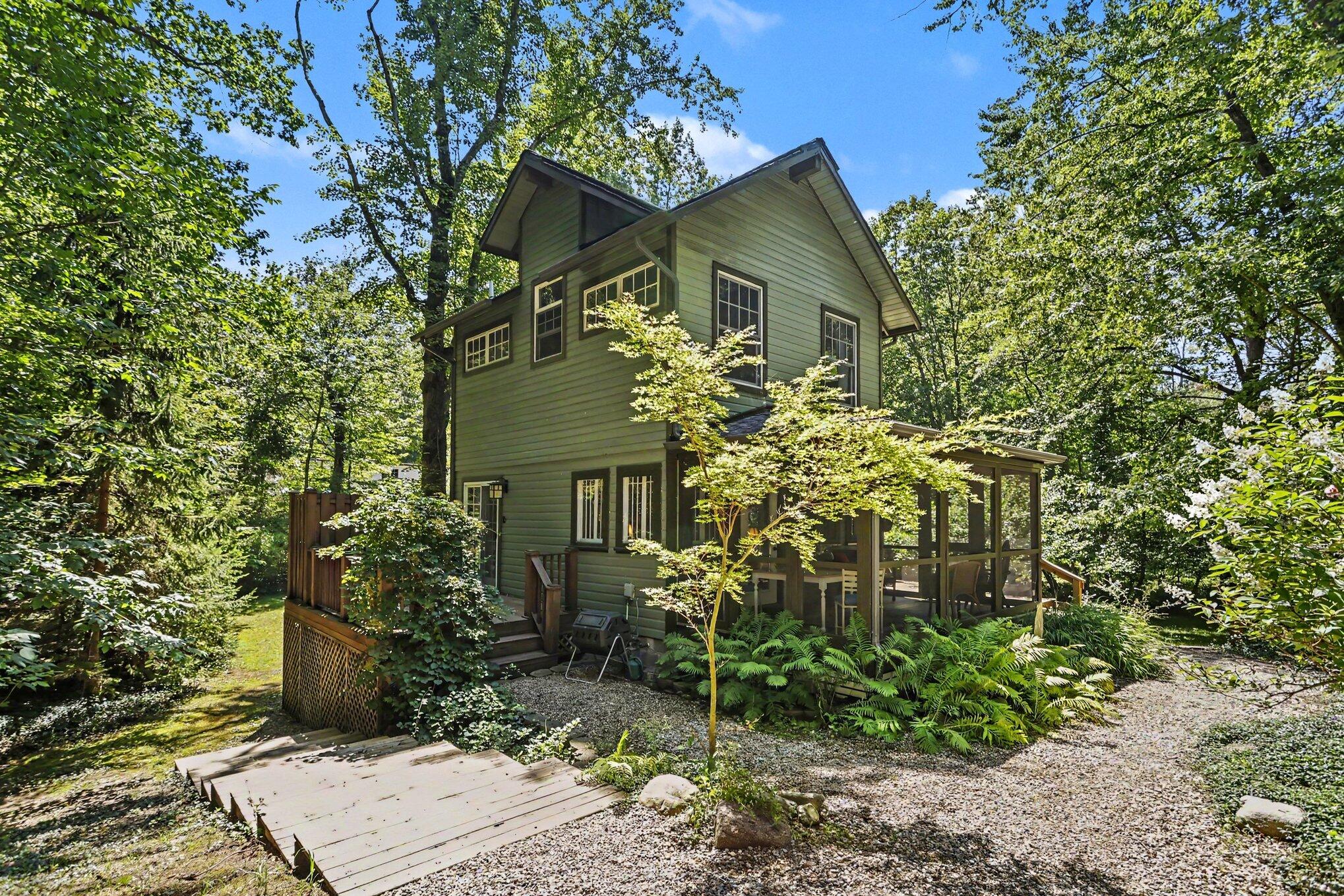 6650 Pine Lane Sawyer MI 49125