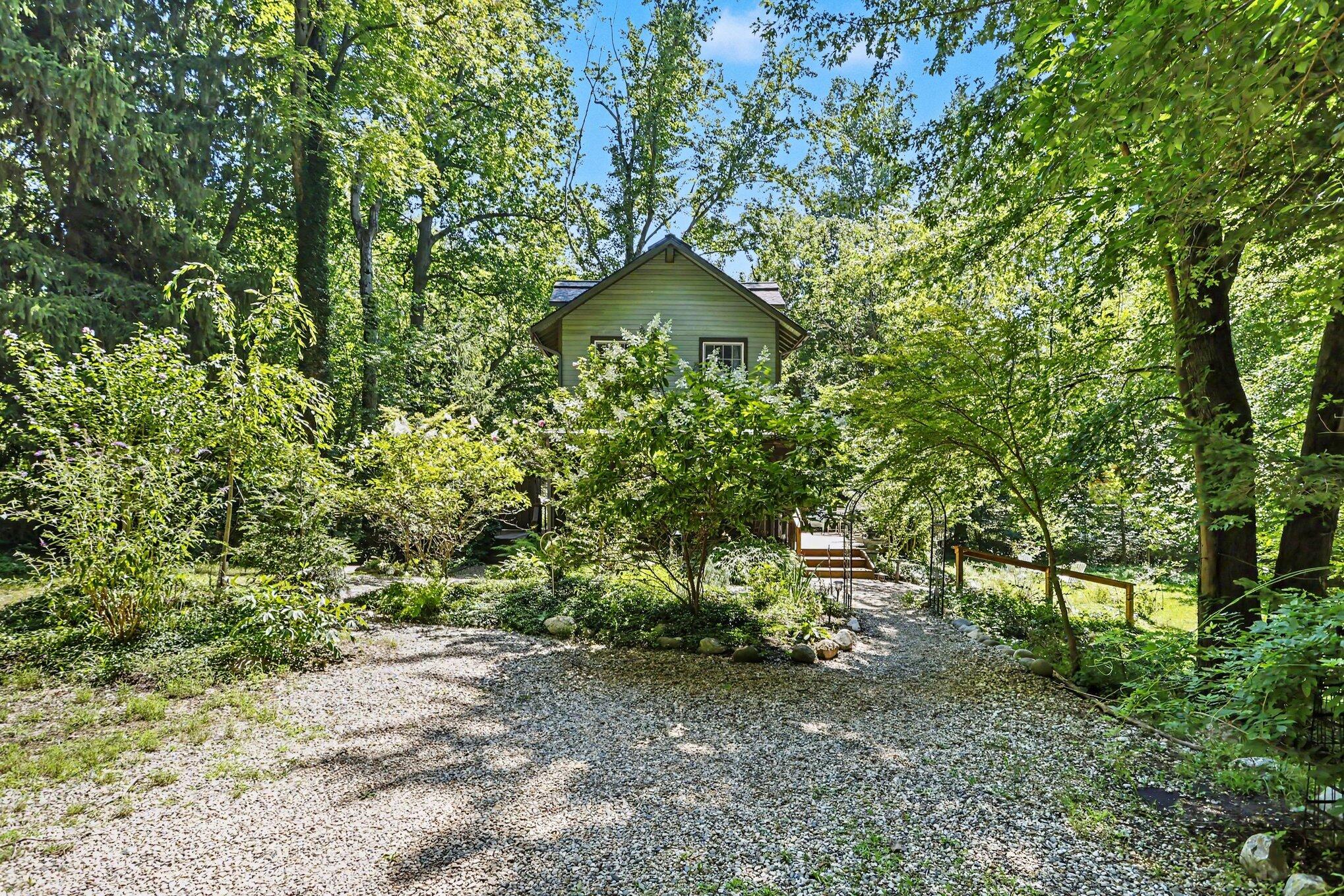 6650 Pine Lane Sawyer MI 49125
