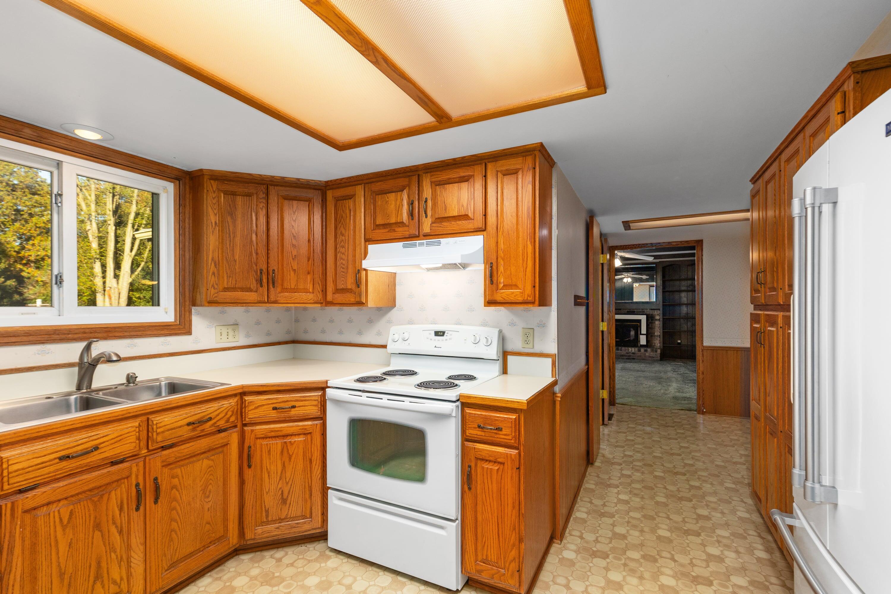 344 Woodland Avenue Holland MI 49424