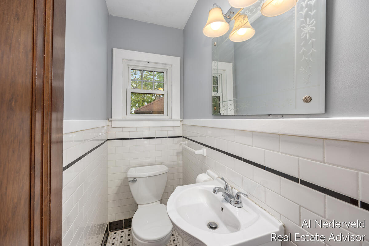 2457 Godwin Avenue SE Grand Rapids MI 49507