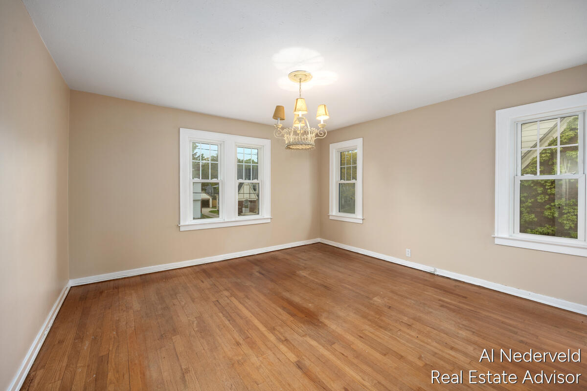 2457 Godwin Avenue SE Grand Rapids MI 49507