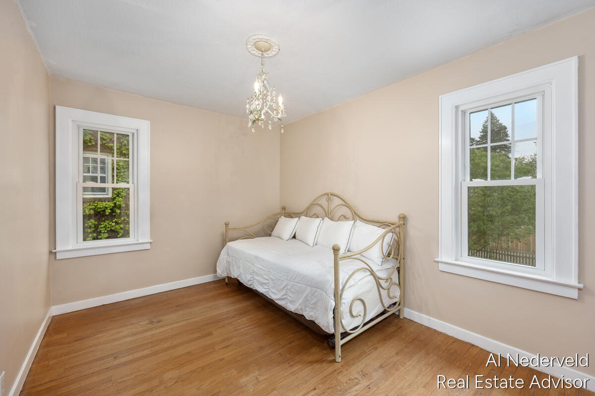 2457 Godwin Avenue SE Grand Rapids MI 49507