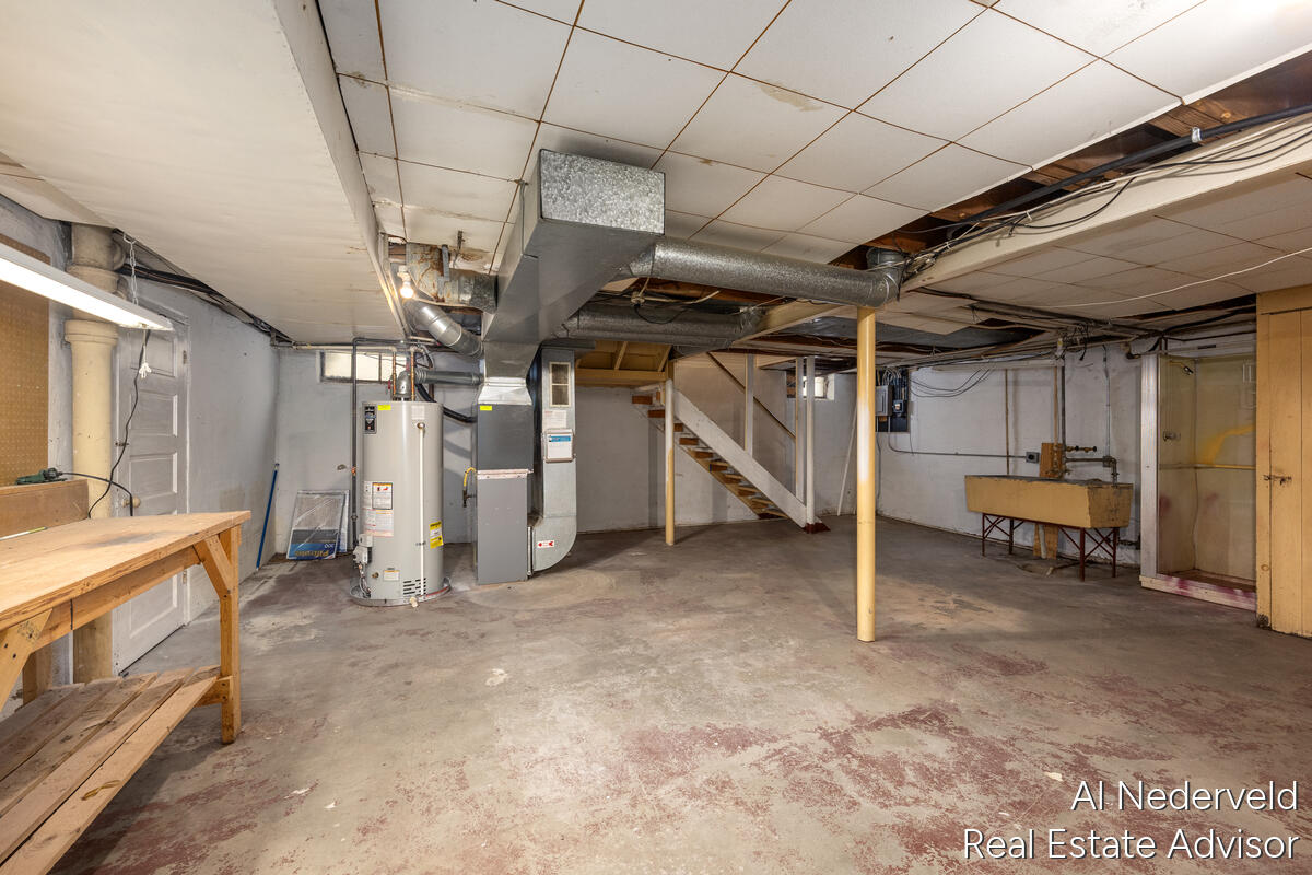 2457 Godwin Avenue SE Grand Rapids MI 49507