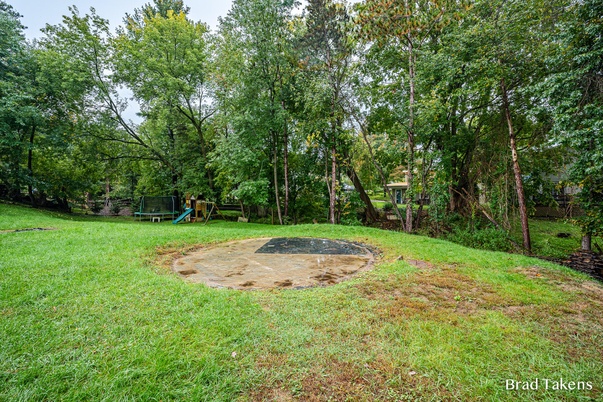 1559 Laughlin Drive NW Grand Rapids MI 49504