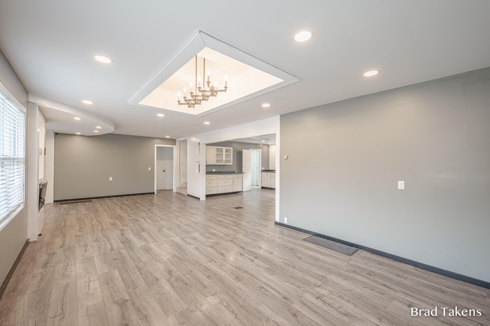 1559 Laughlin Drive NW Grand Rapids MI 49504
