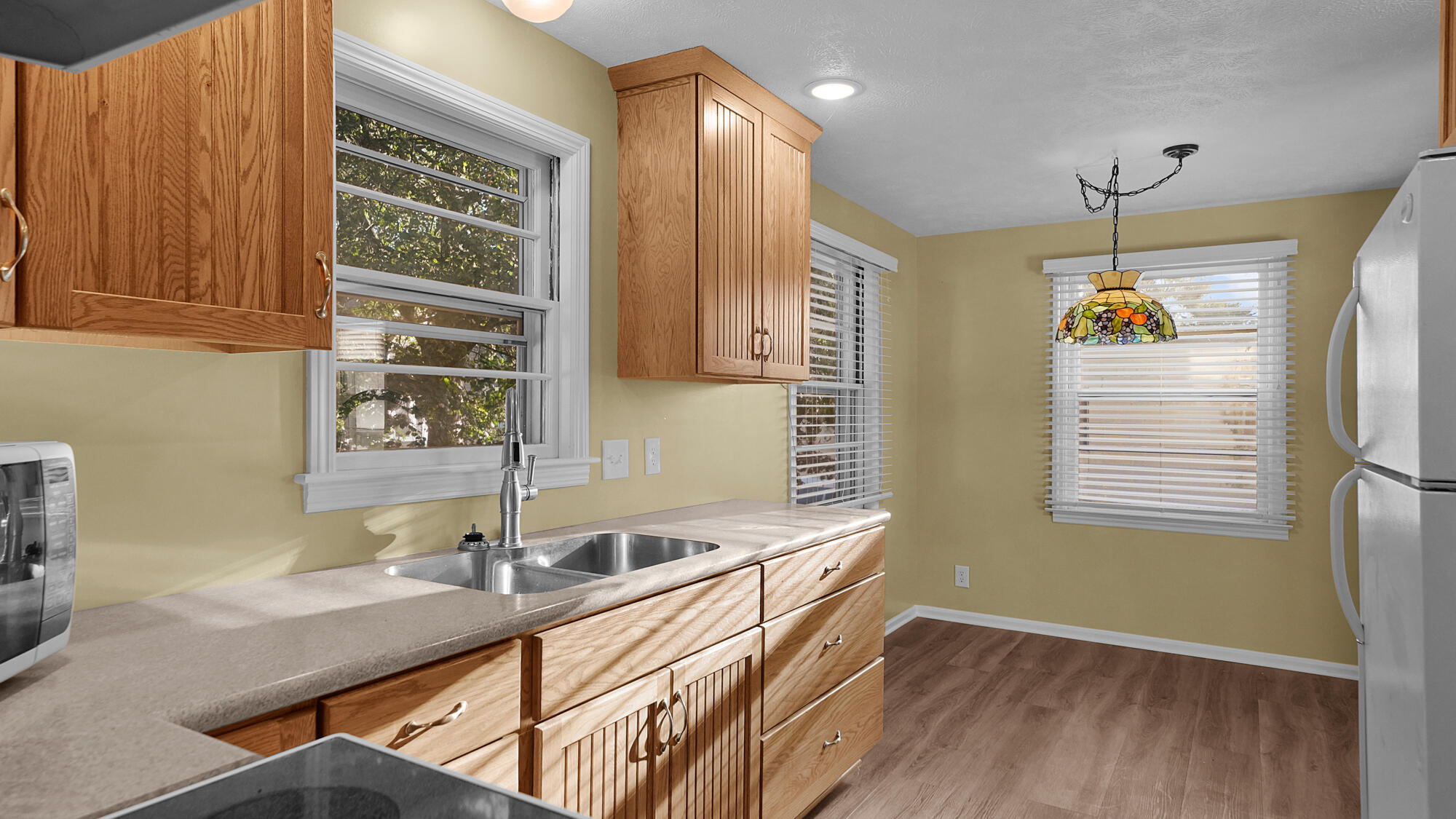 11 W Mckinley Avenue Zeeland MI 49464