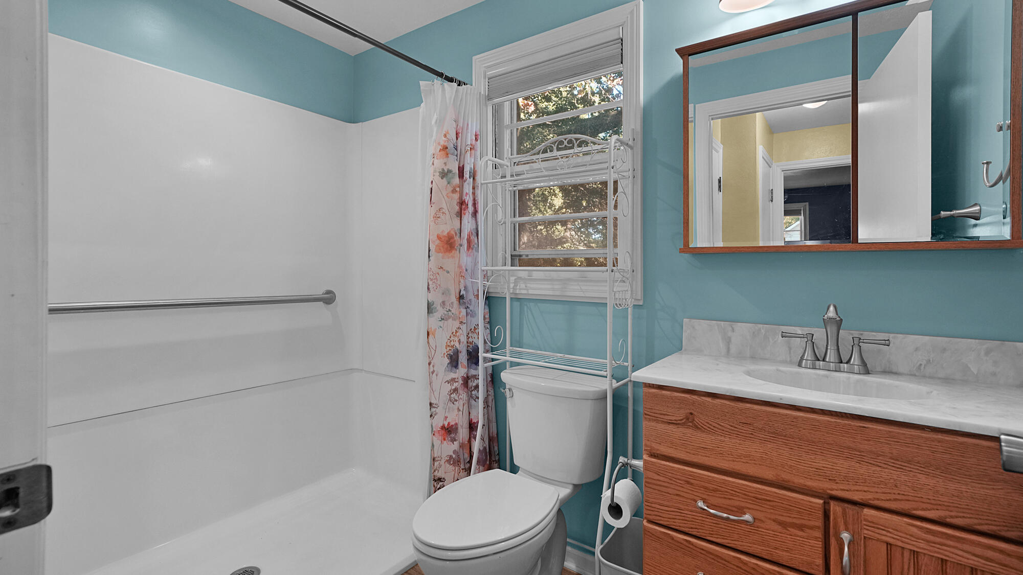 11 W Mckinley Avenue Zeeland MI 49464