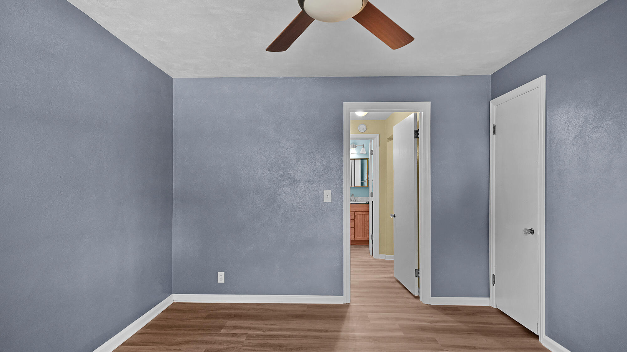 11 W Mckinley Avenue Zeeland MI 49464
