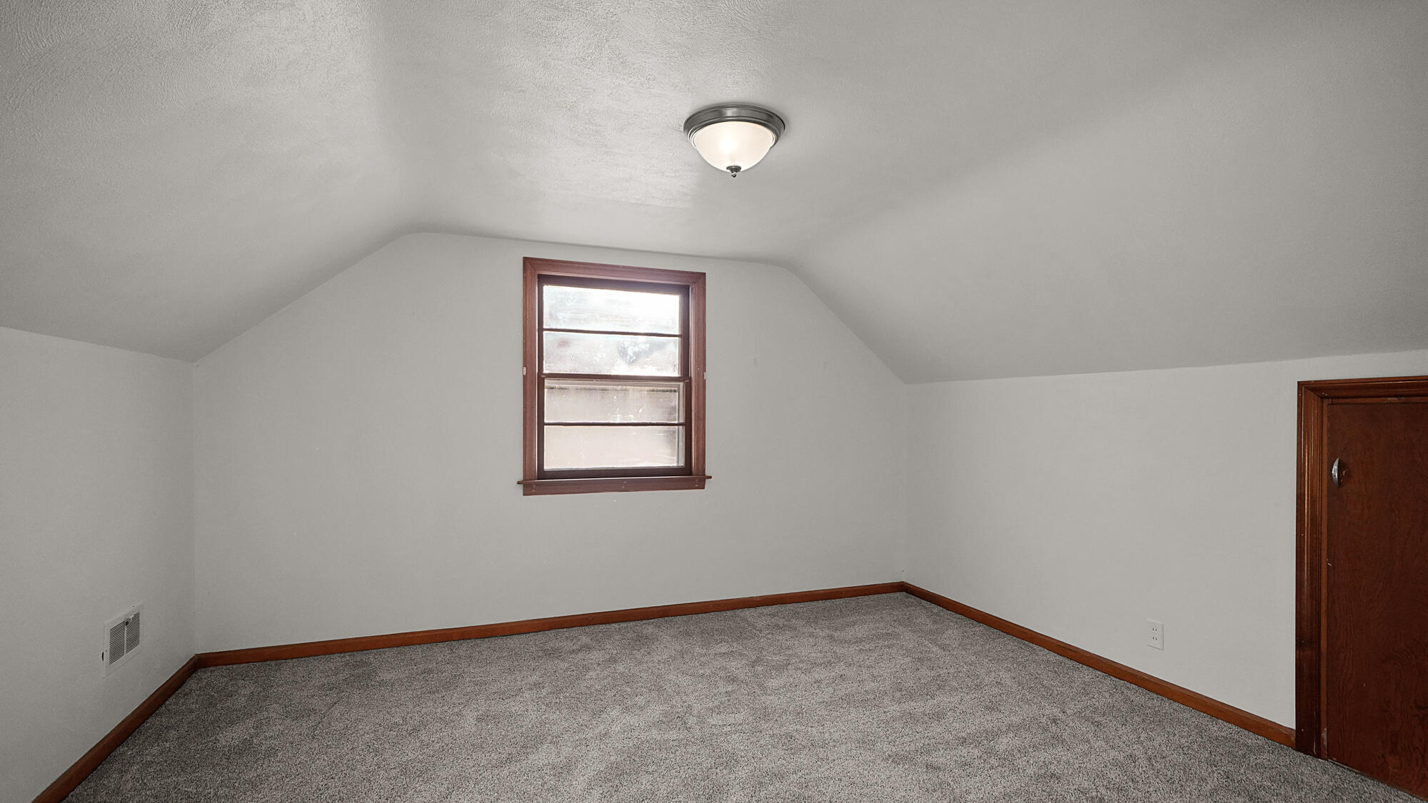 11 W Mckinley Avenue Zeeland MI 49464