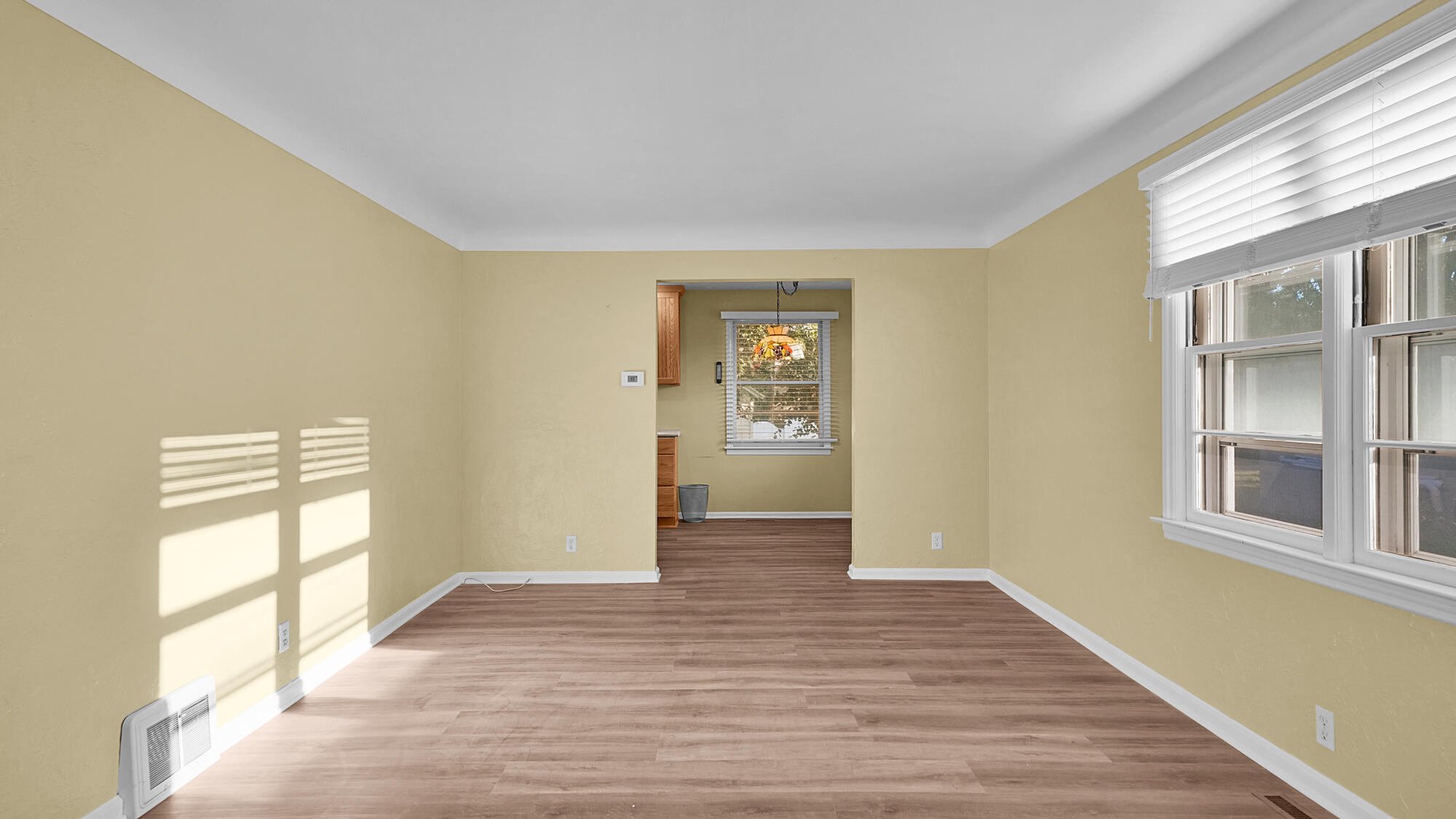 11 W Mckinley Avenue Zeeland MI 49464
