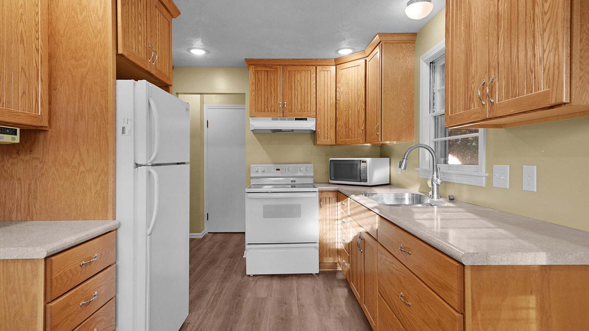 11 W Mckinley Avenue Zeeland MI 49464