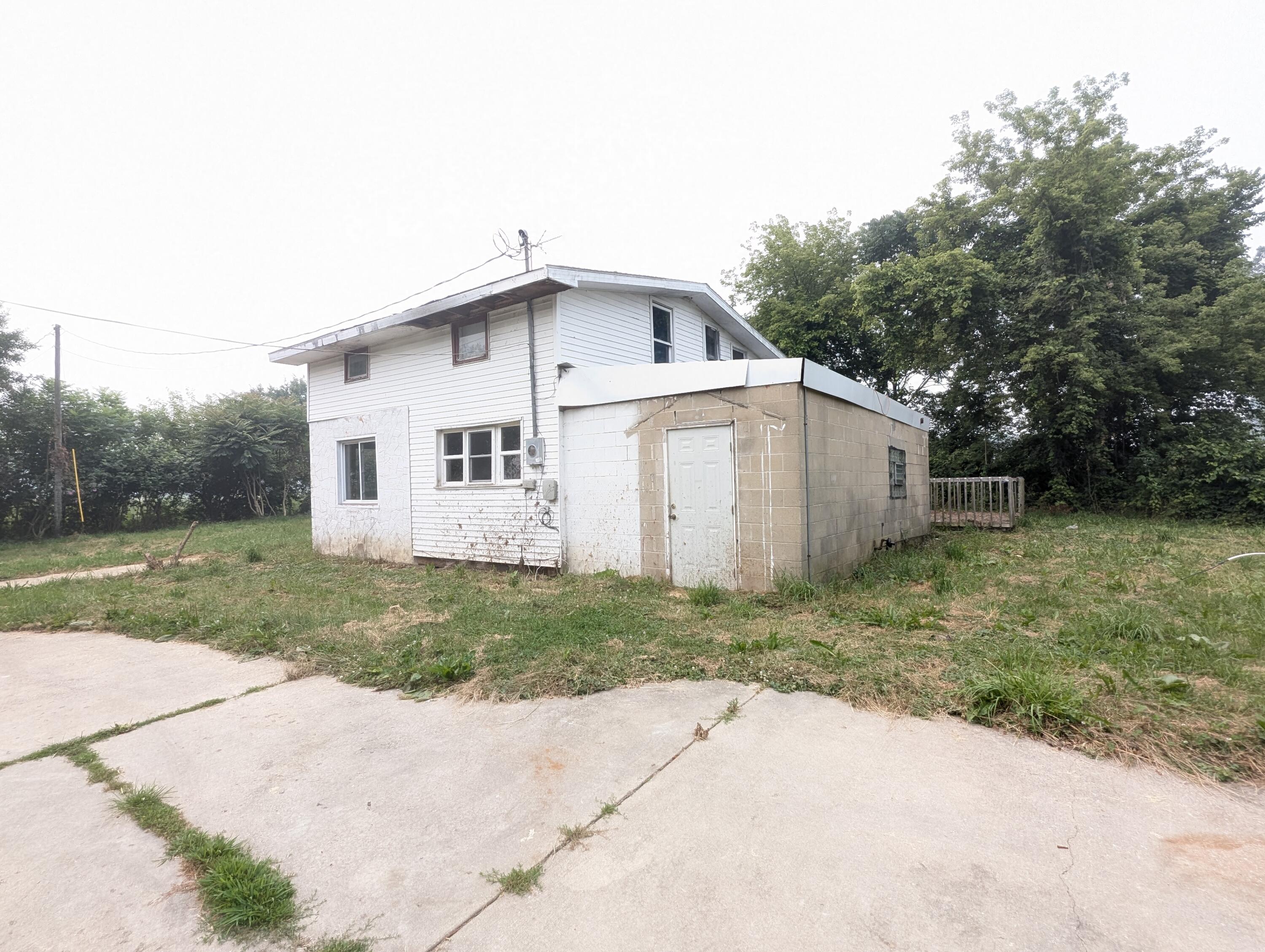 51270 92nd Avenue Decatur MI 49045