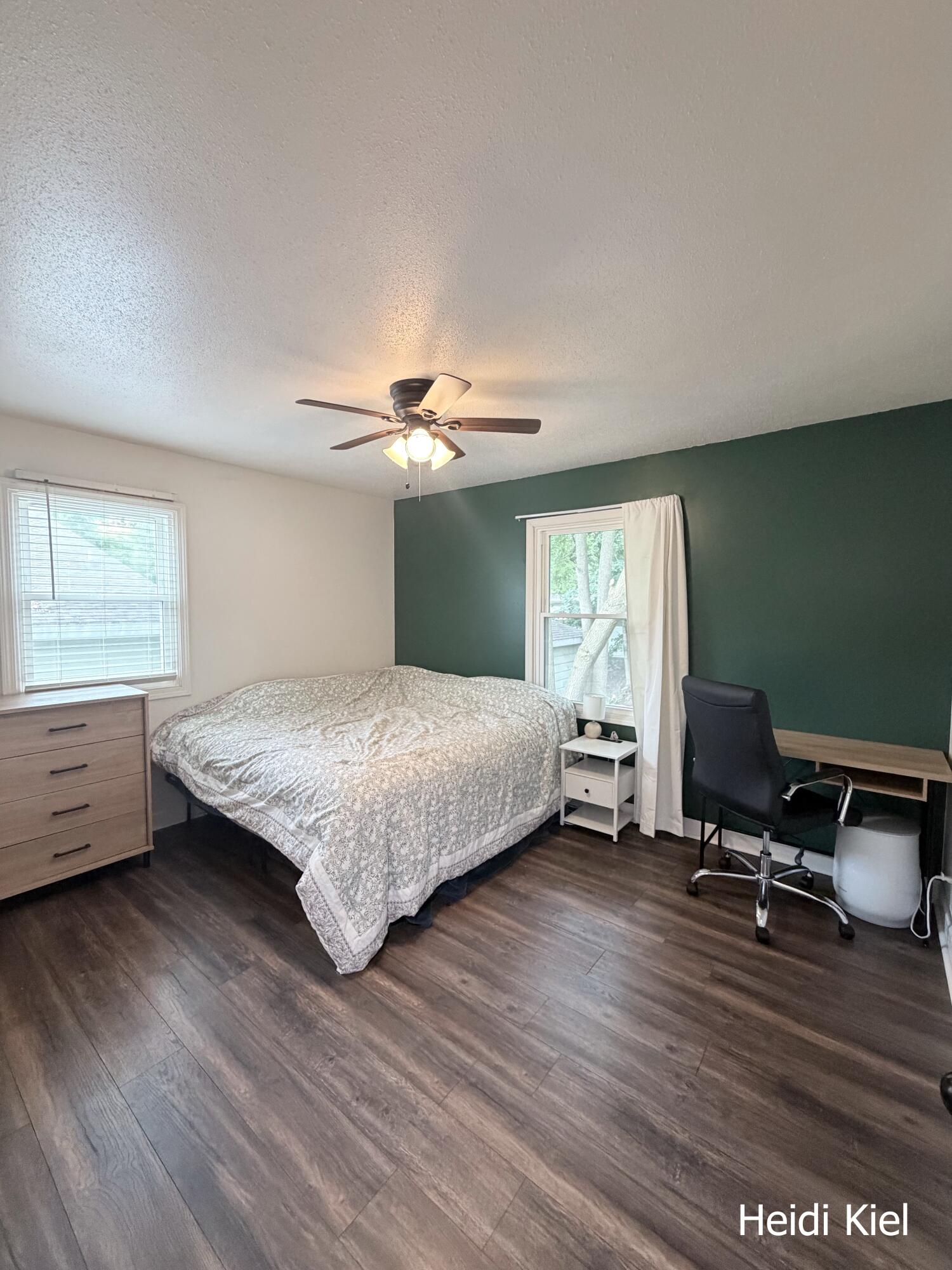 1382 Stanwood Drive NW Grand Rapids MI 49534