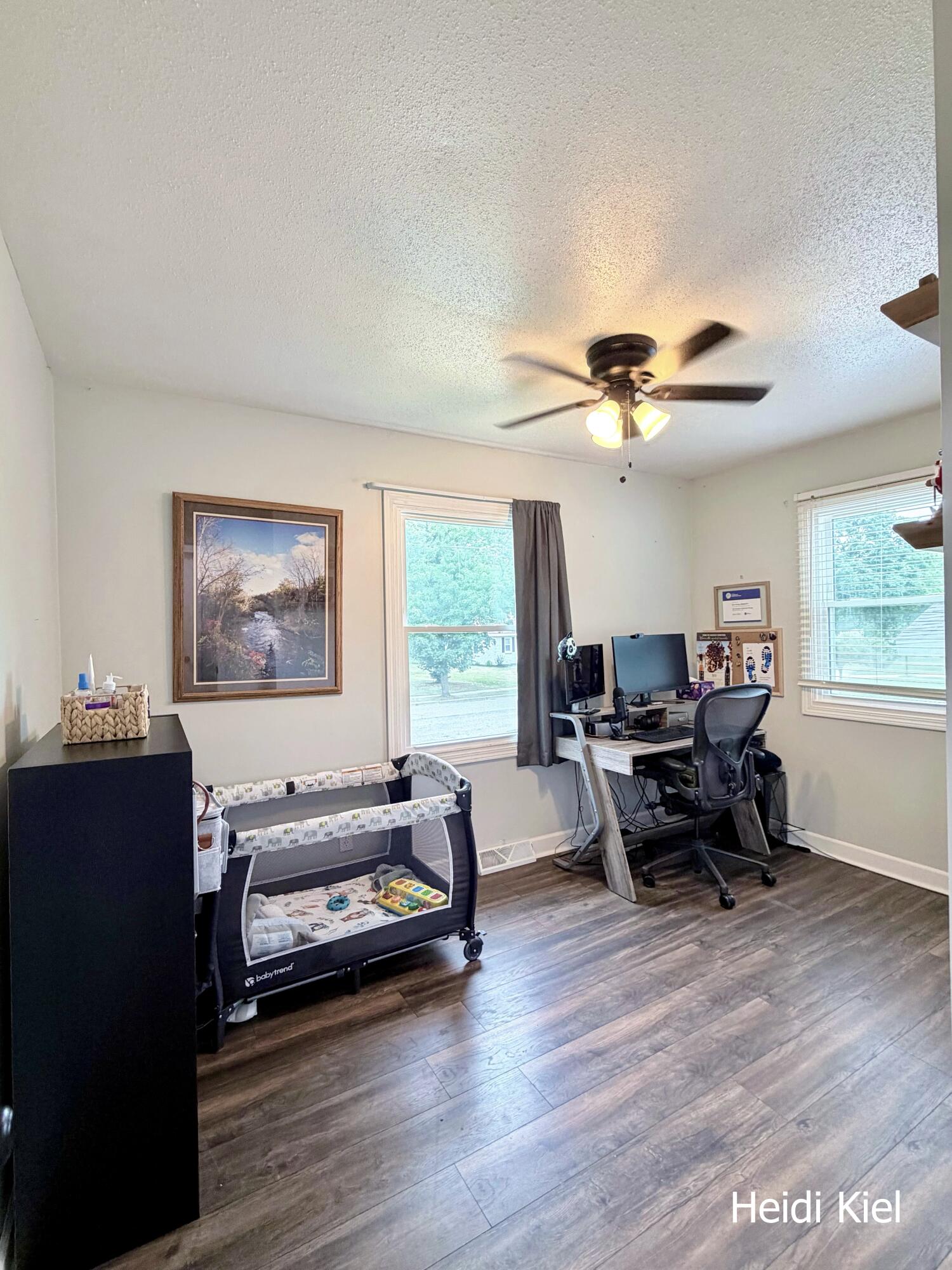 1382 Stanwood Drive NW Grand Rapids MI 49534
