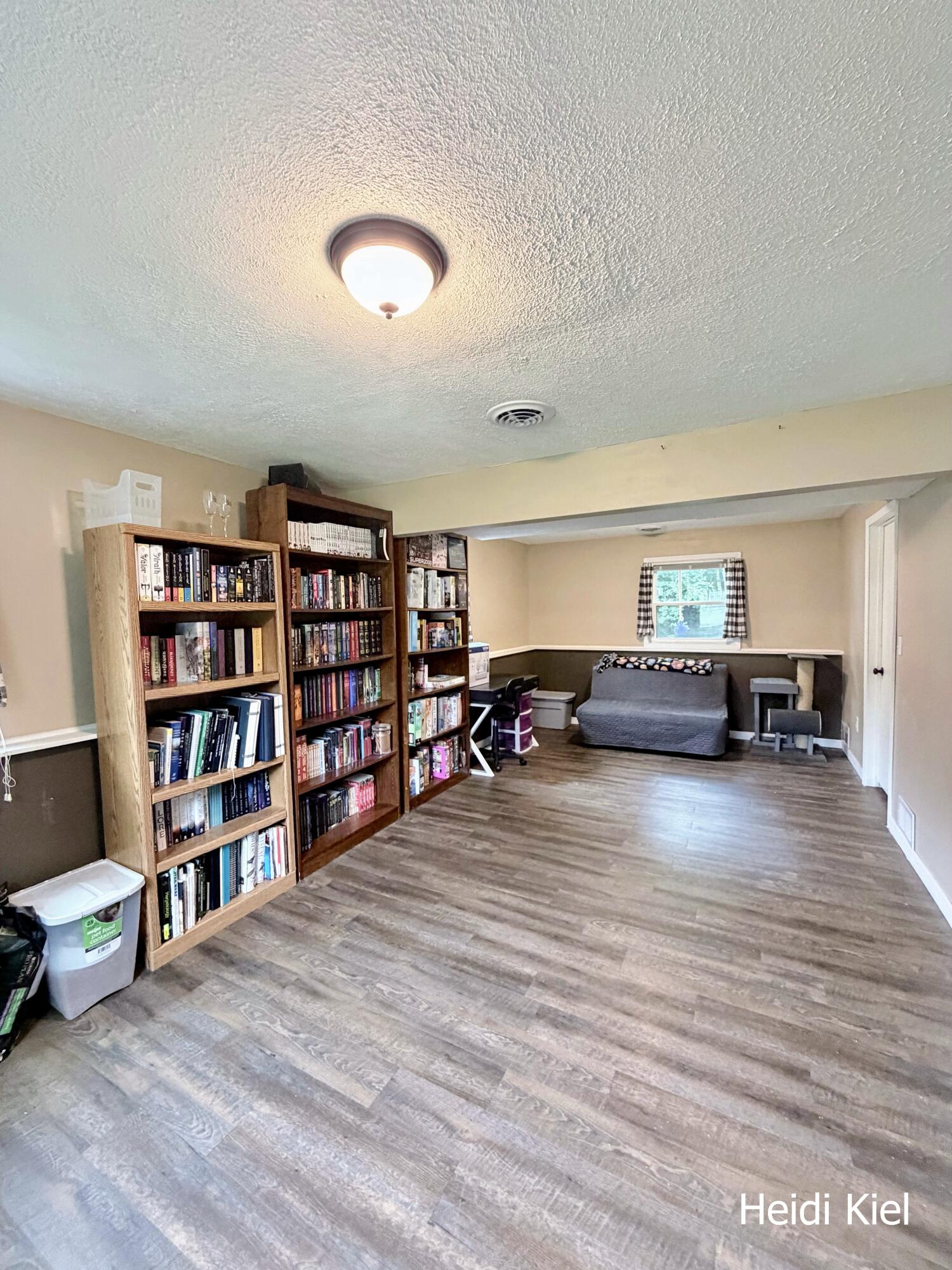 1382 Stanwood Drive NW Grand Rapids MI 49534