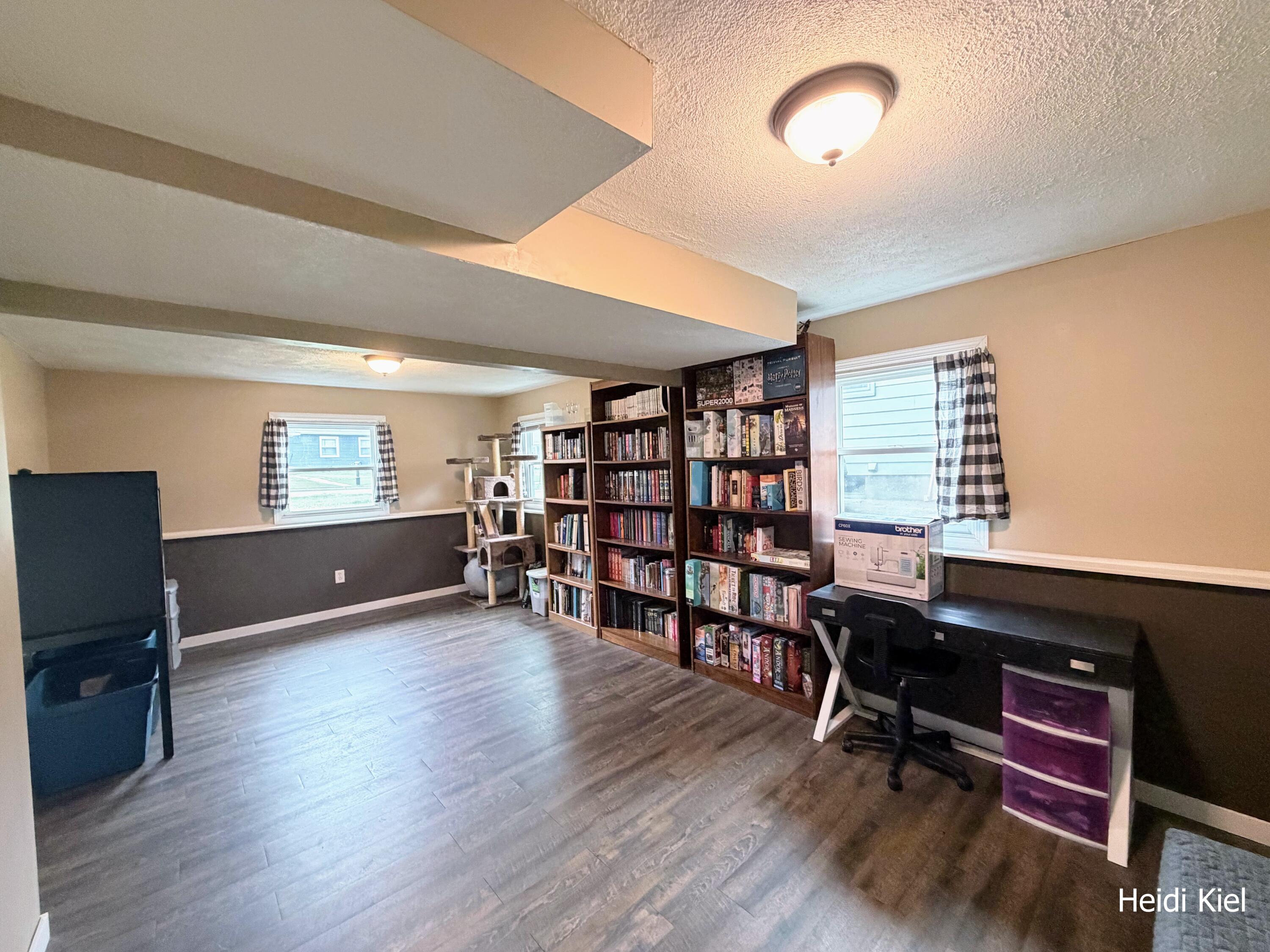 1382 Stanwood Drive NW Grand Rapids MI 49534