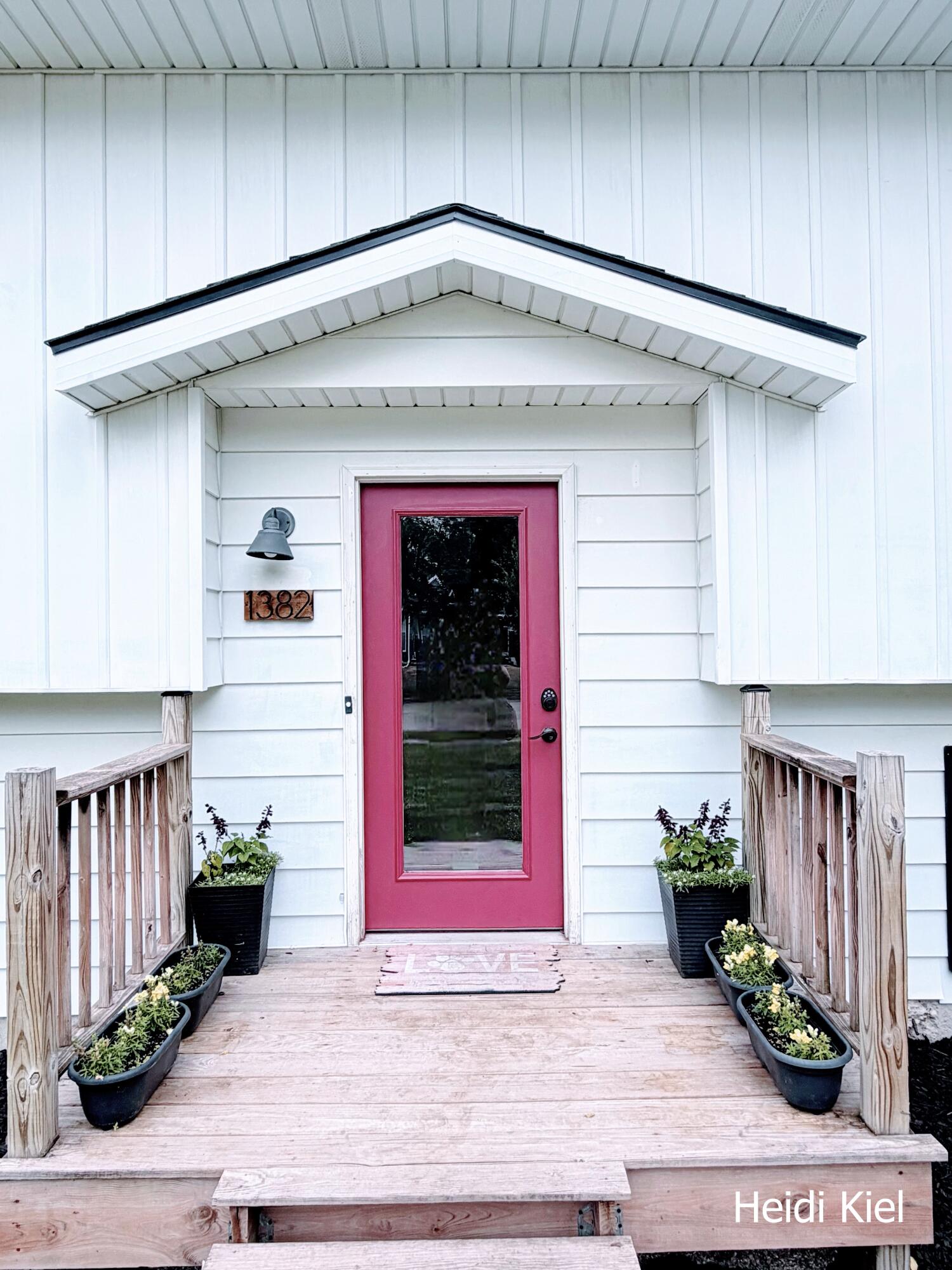 1382 Stanwood Drive NW Grand Rapids MI 49534