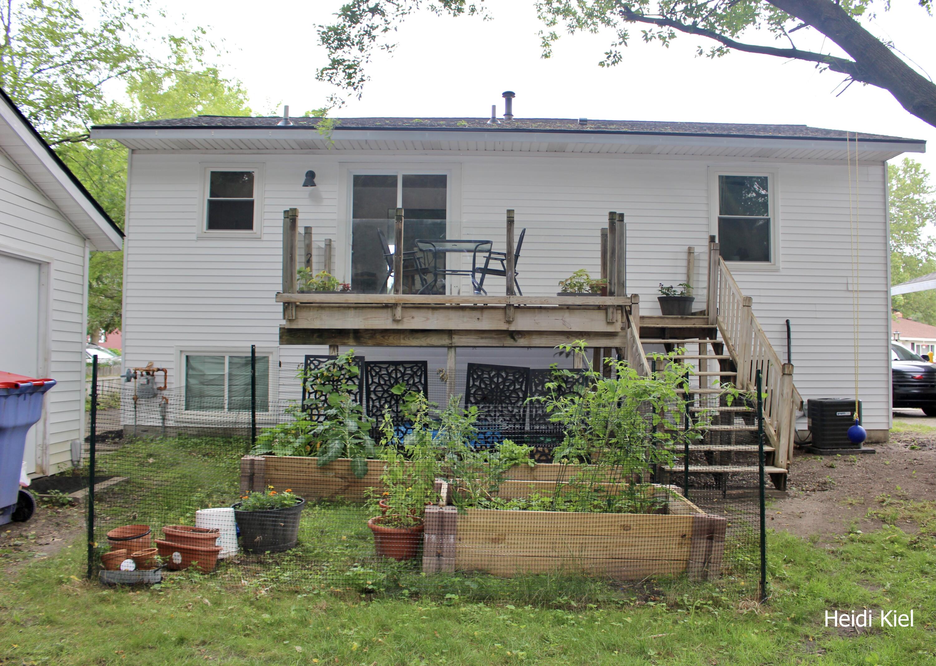 1382 Stanwood Drive NW Grand Rapids MI 49534