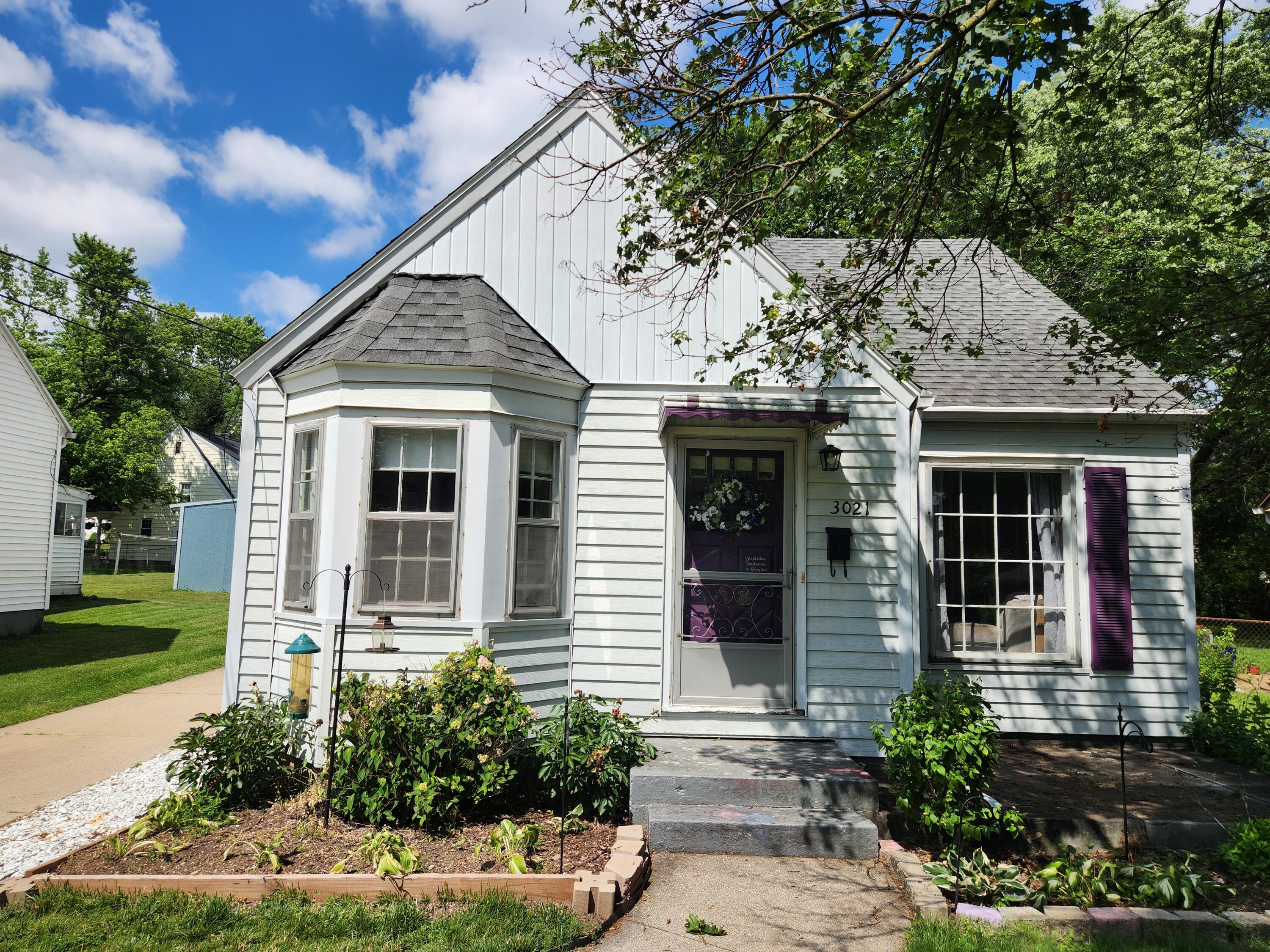 3021 Jefferson Avenue SE Grand Rapids MI 49548