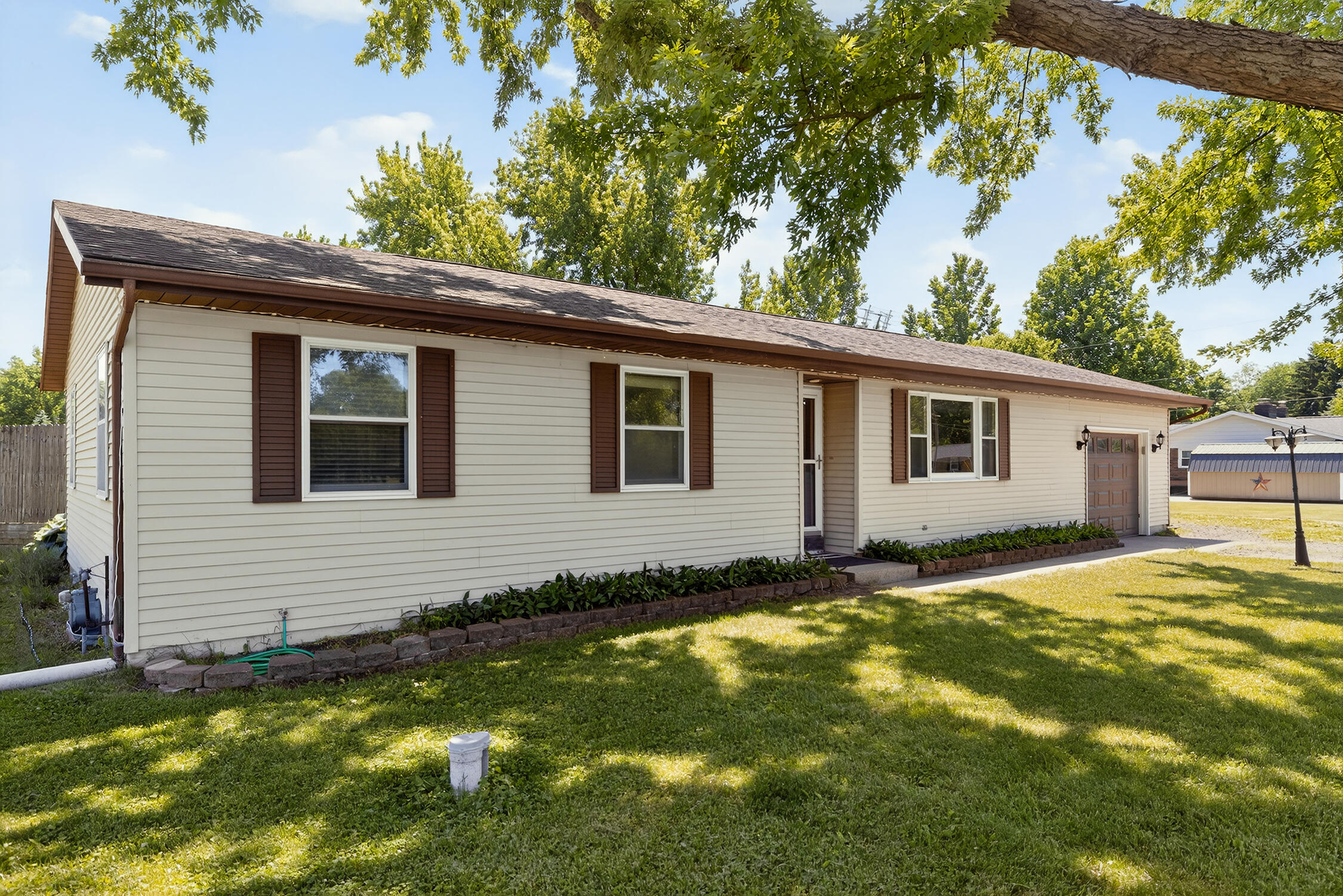 61214 Mary Lou Lane Cassopolis MI 49031