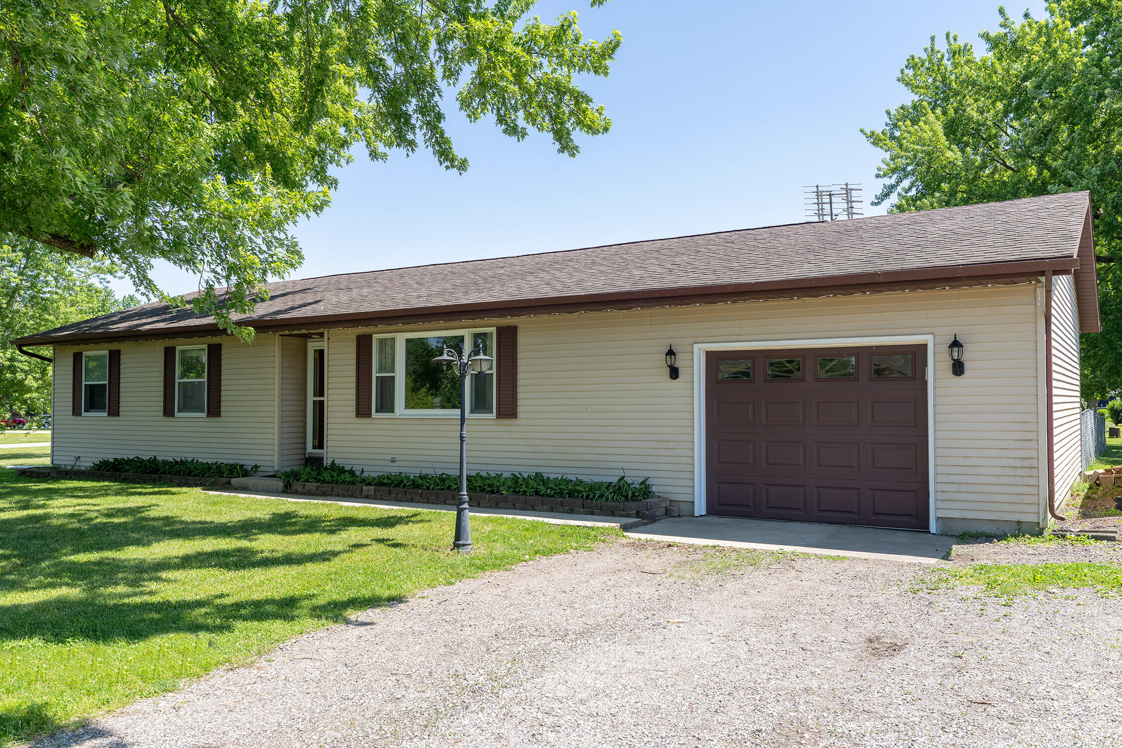 61214 Mary Lou Lane Cassopolis MI 49031