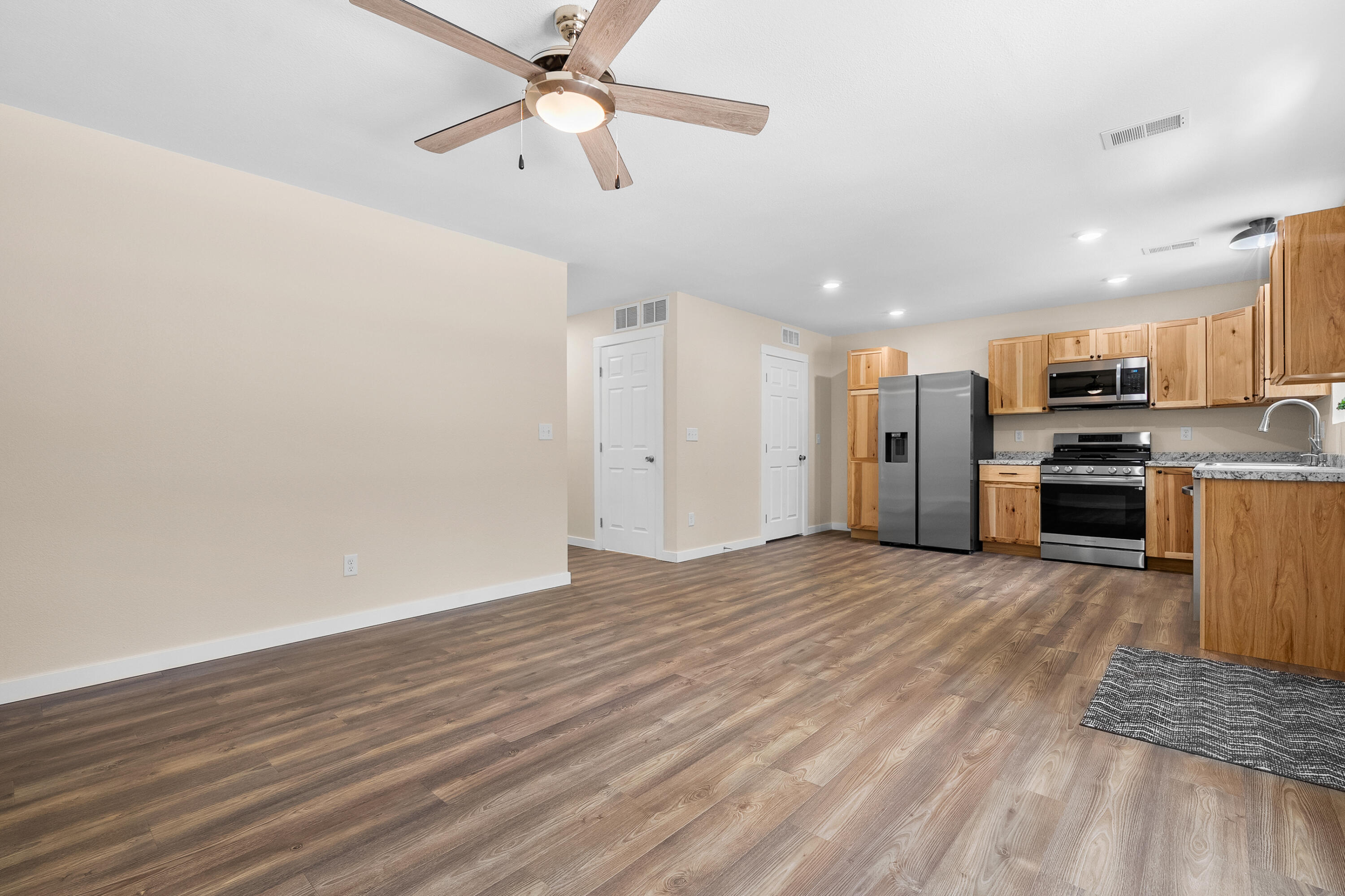 657 Azuba Avenue Kalamazoo MI 49048