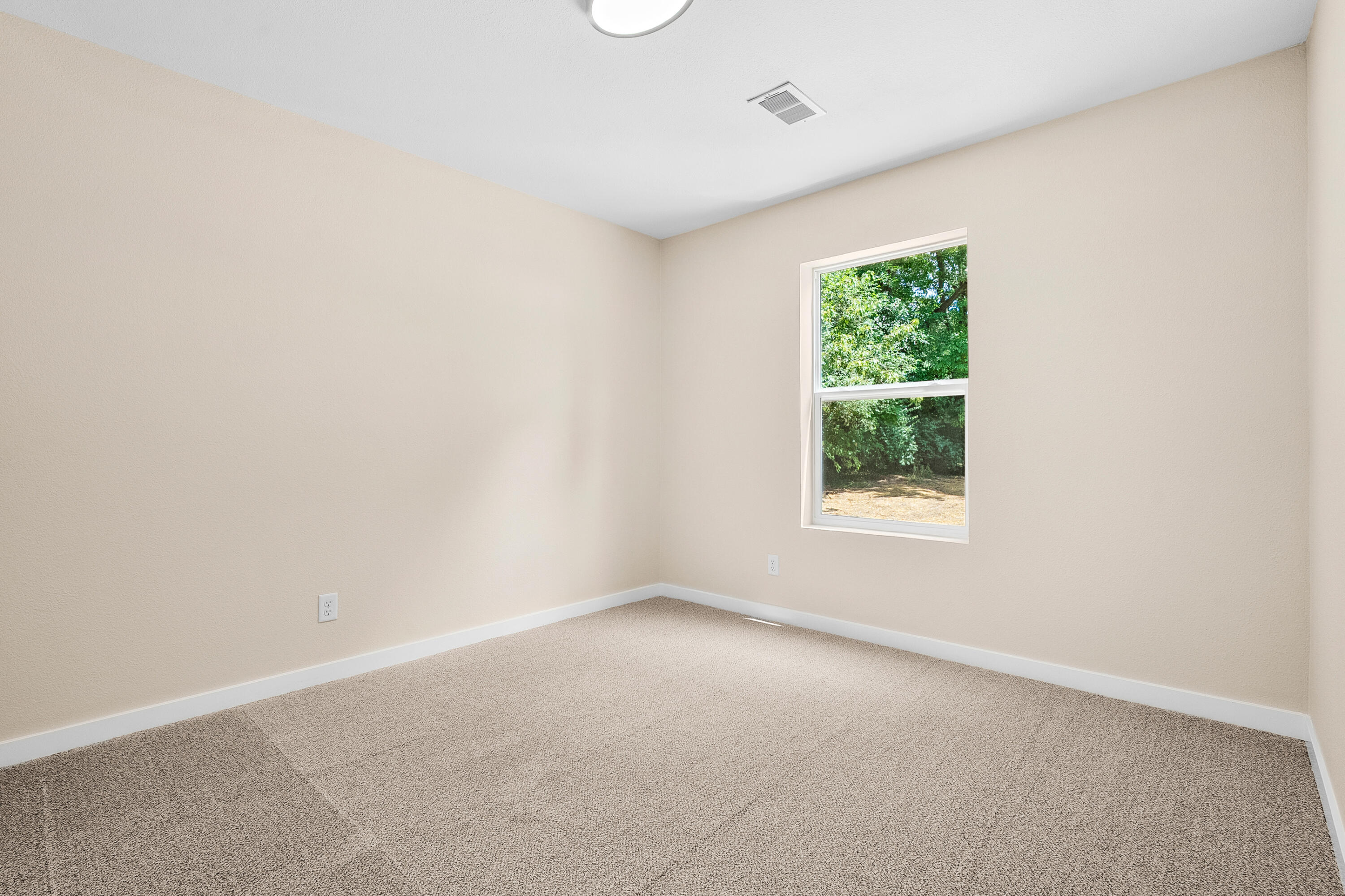 657 Azuba Avenue Kalamazoo MI 49048