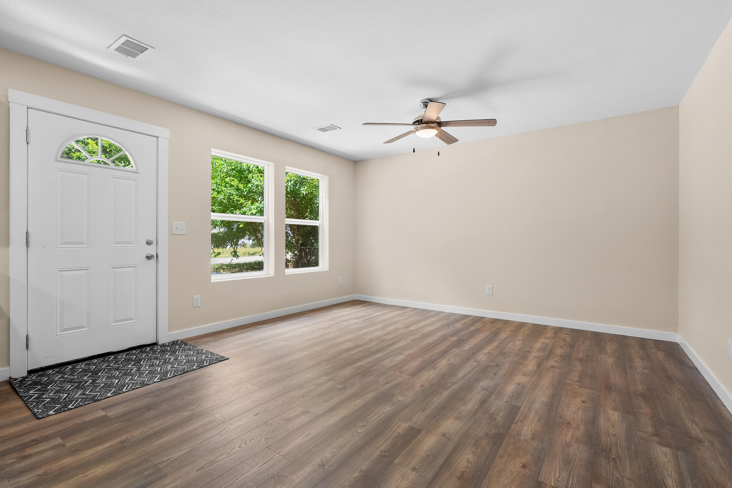 657 Azuba Avenue Kalamazoo MI 49048