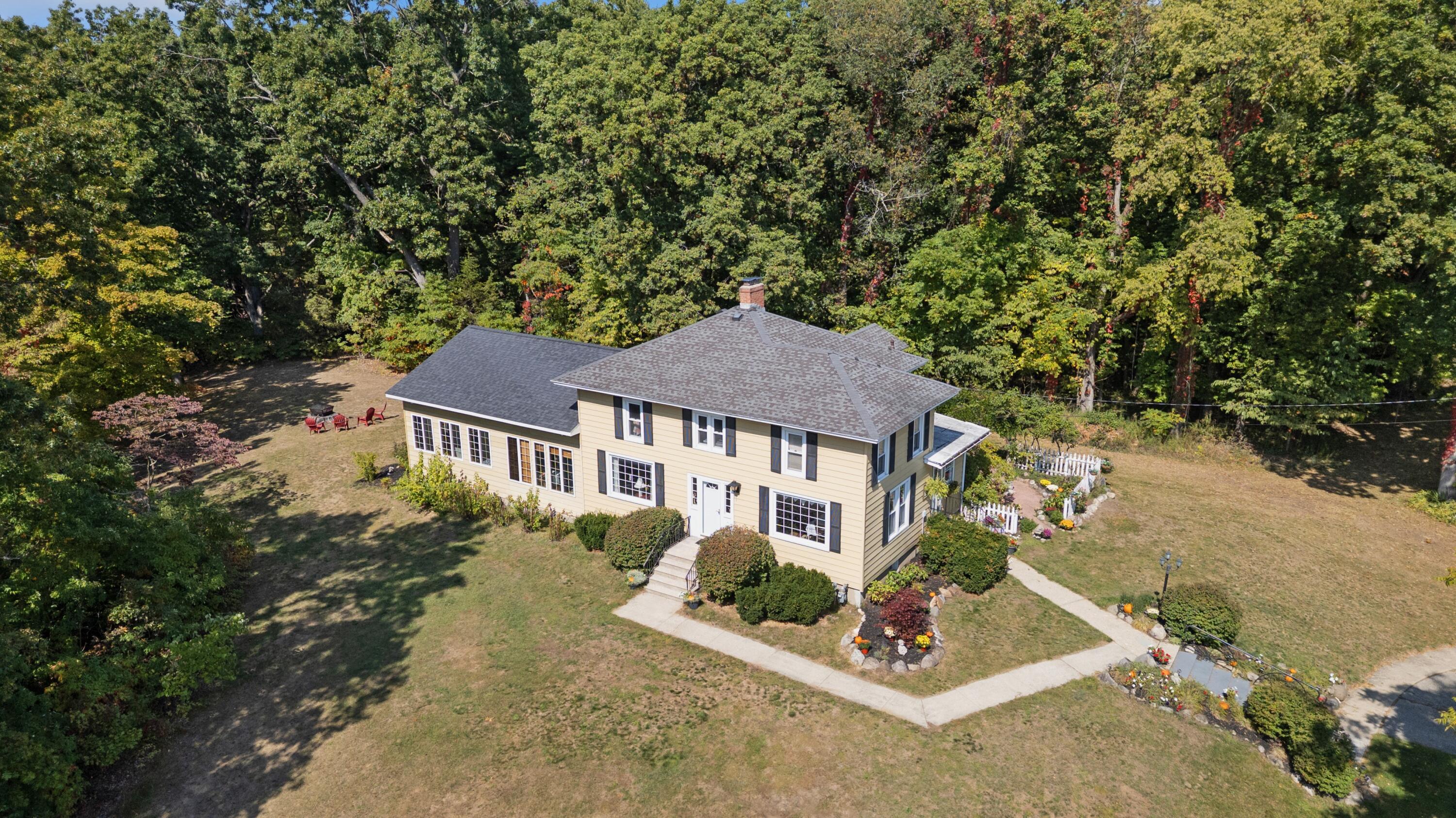 3821 118th Avenue Allegan MI 49010
