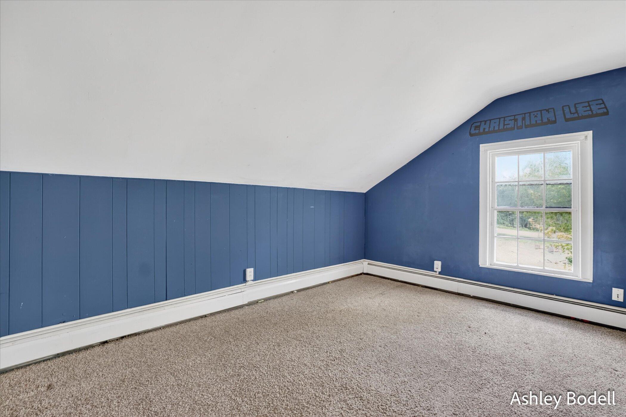 9615 10 Mile Road NE Rockford MI 49341