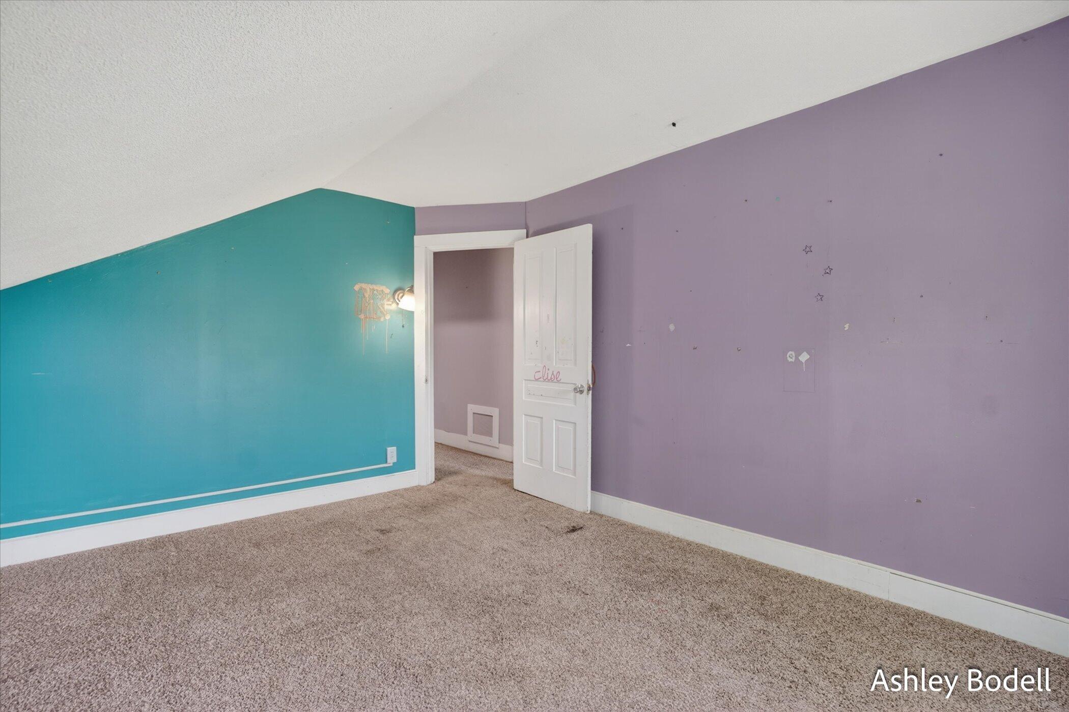 9615 10 Mile Road NE Rockford MI 49341
