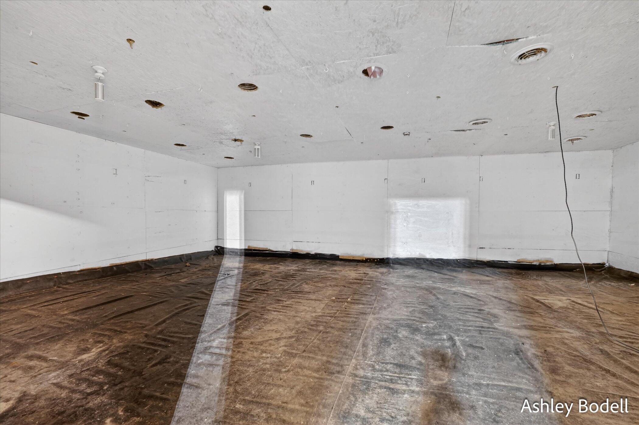 9615 10 Mile Road NE Rockford MI 49341
