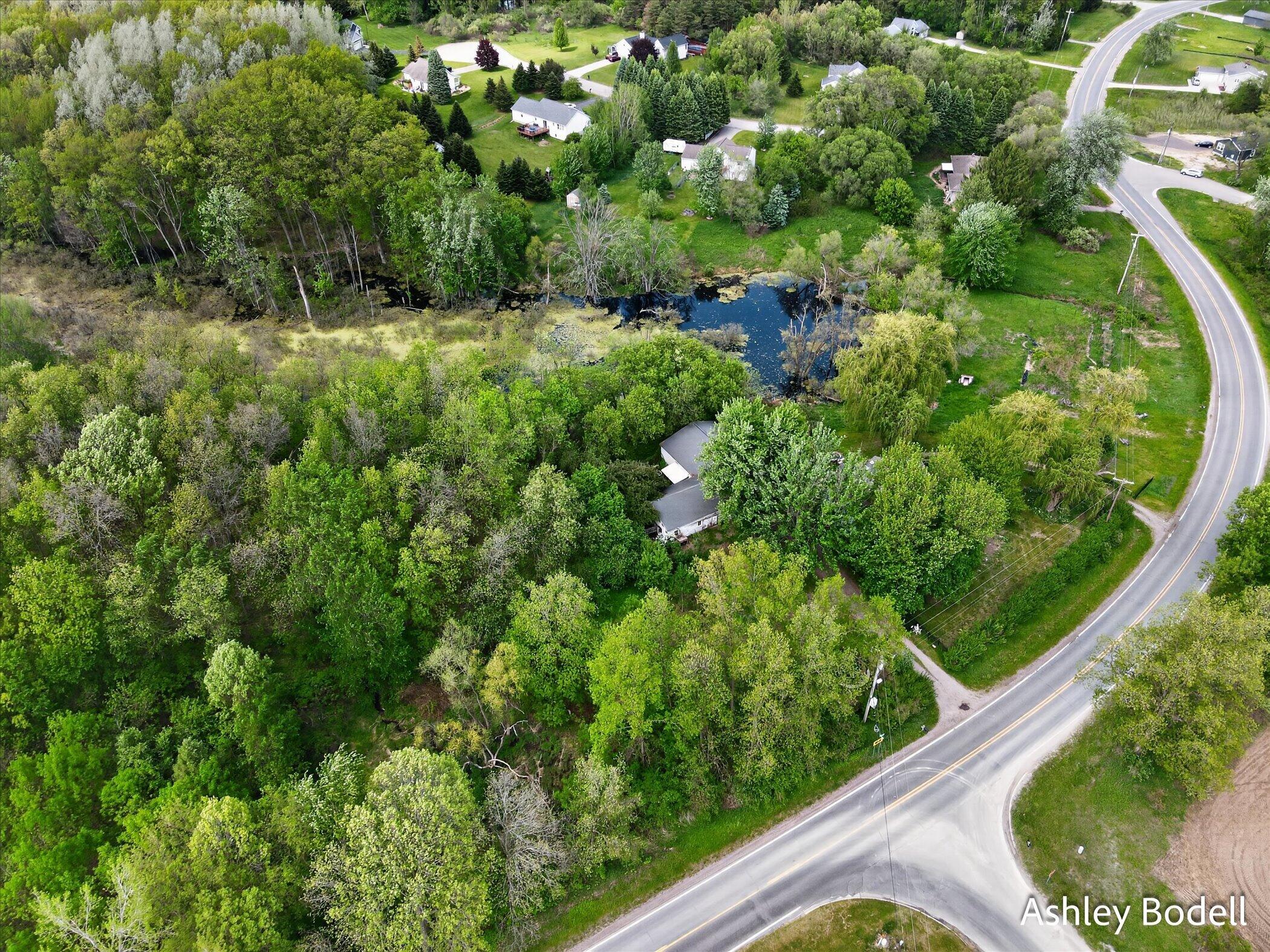 9615 10 Mile Road NE Rockford MI 49341