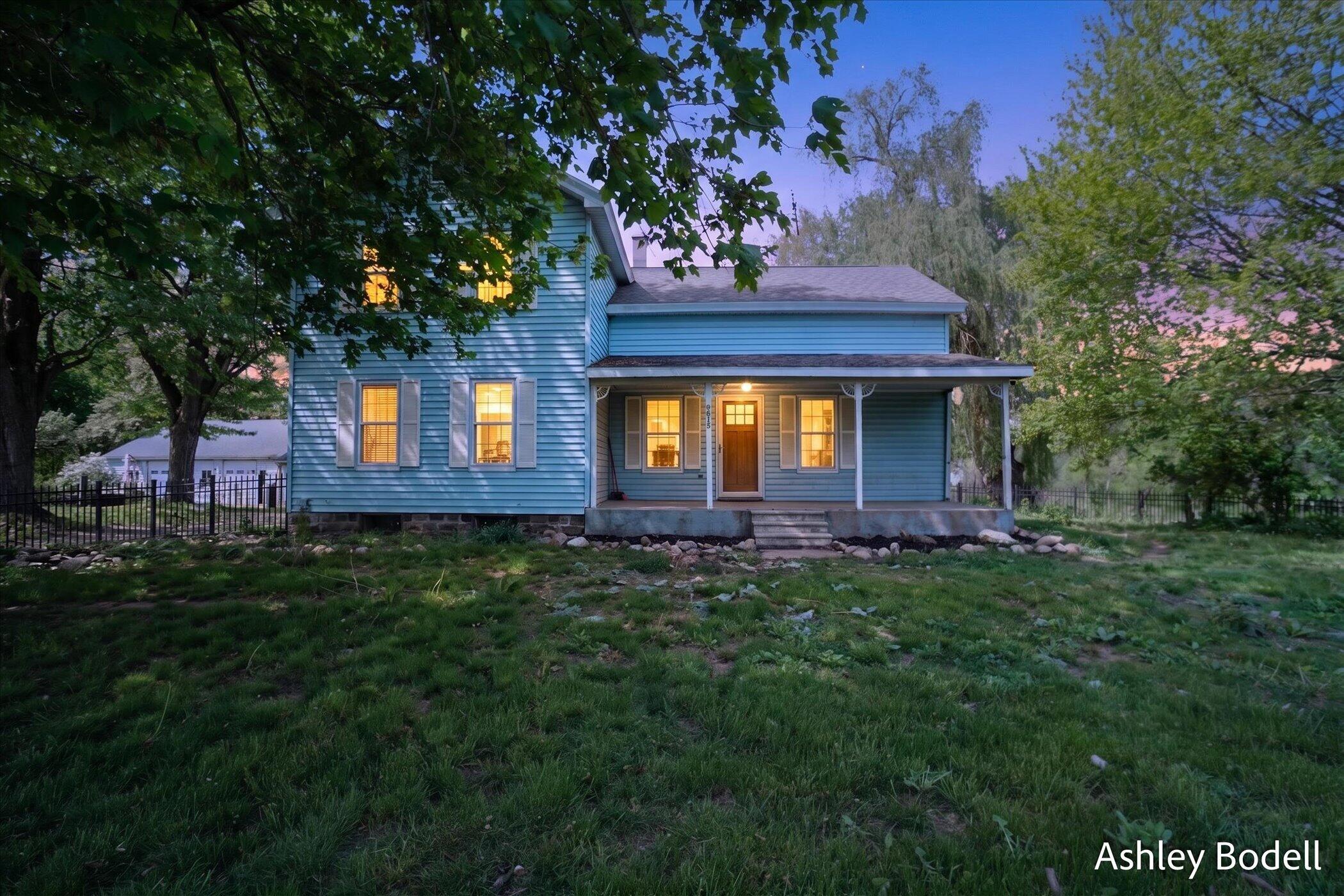 9615 10 Mile Road NE Rockford MI 49341