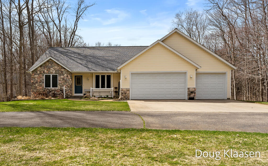 4618 44th Street Holland MI 49423