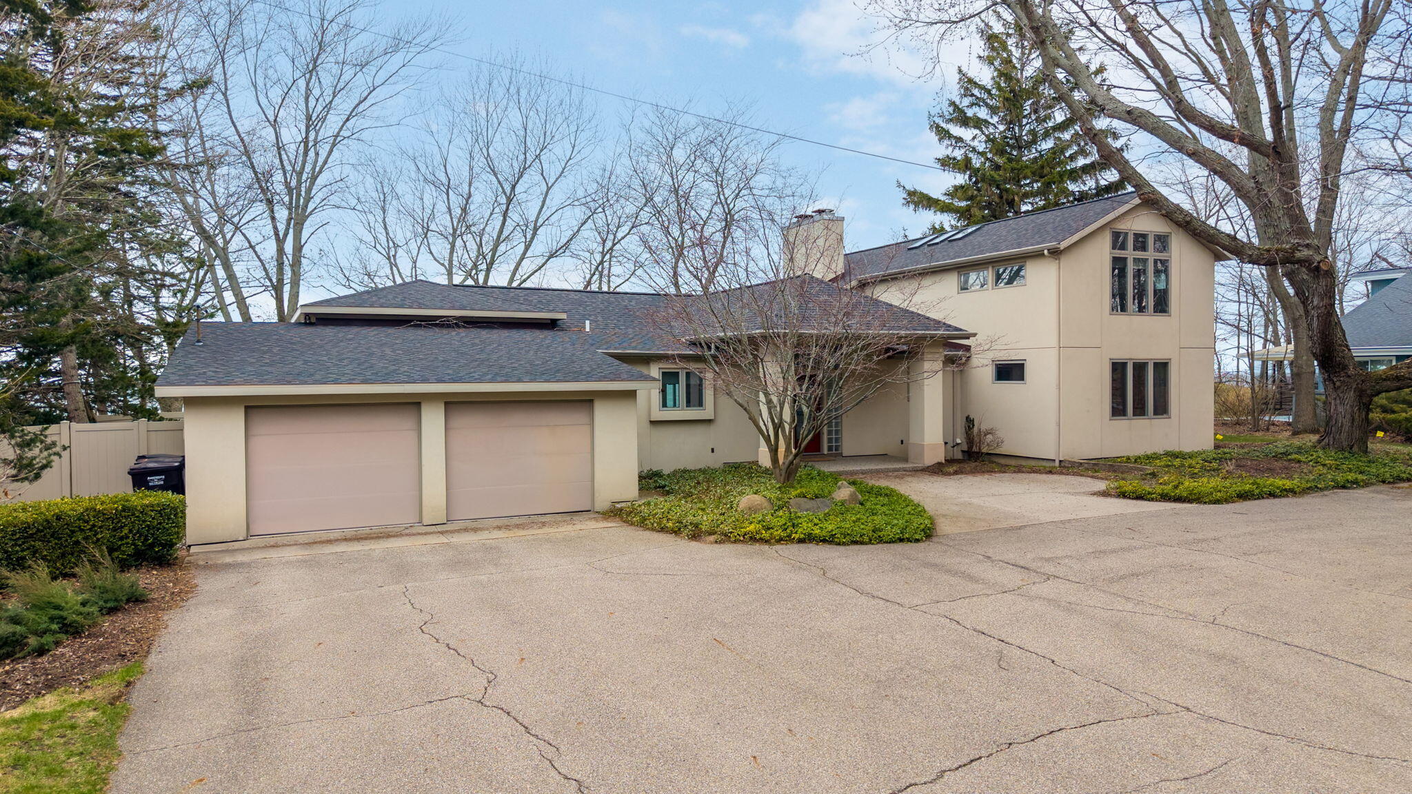 6129 Lakeshore Avenue West Olive MI 49460