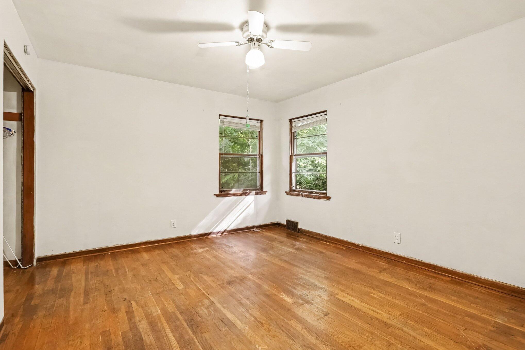 6221 Pierce Street Coloma MI 49038
