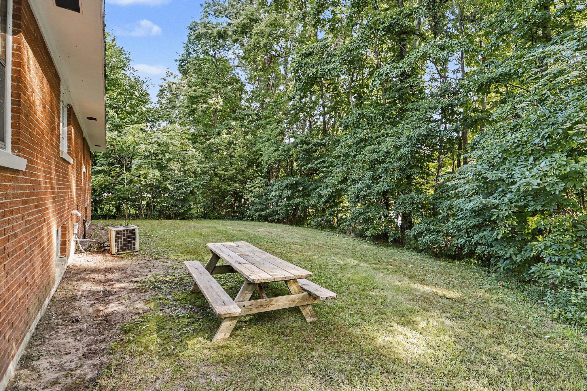 6221 Pierce Street Coloma MI 49038