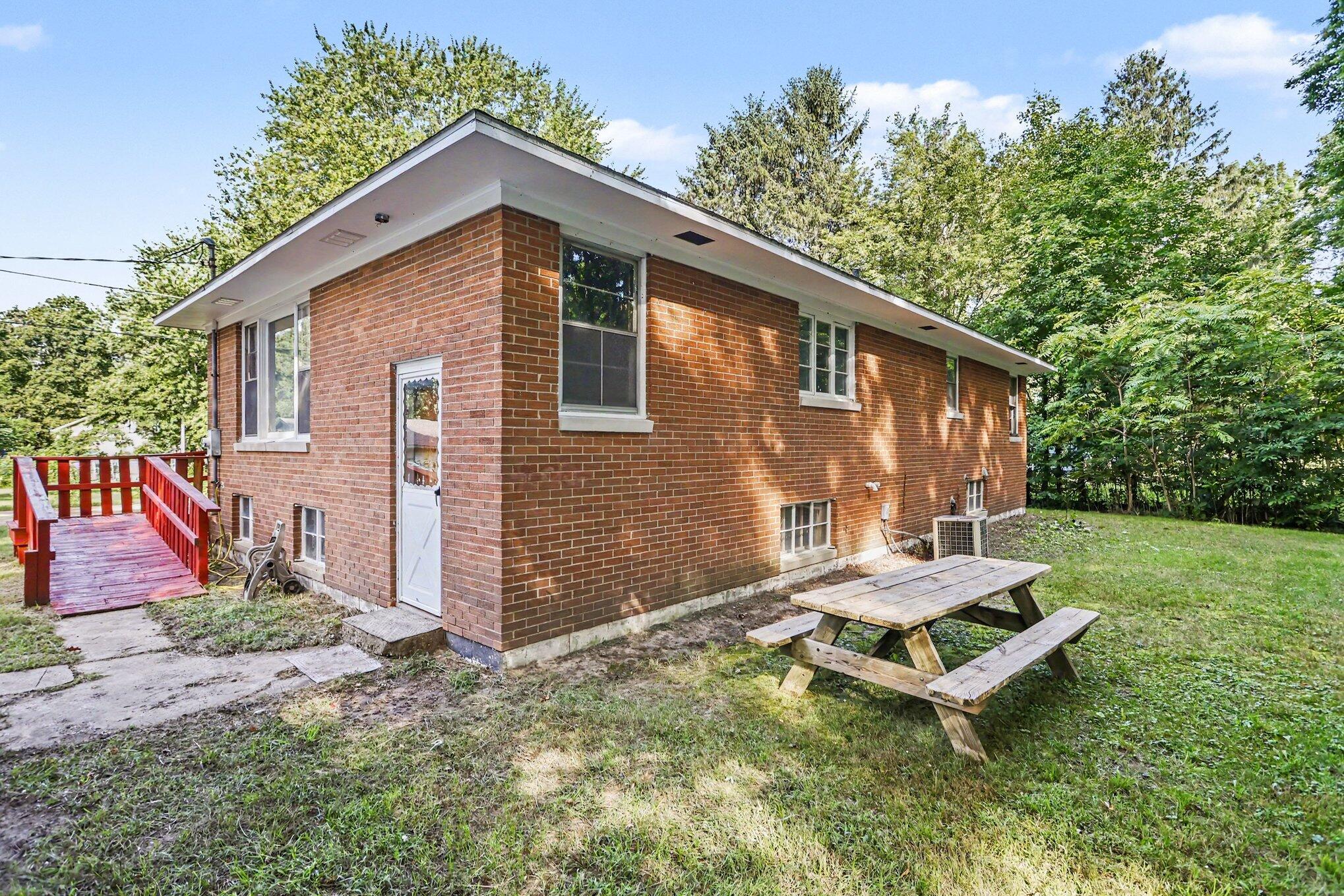 6221 Pierce Street Coloma MI 49038