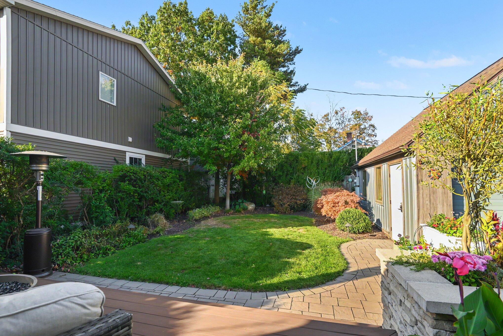 81 Clinton Street South Haven MI 49090