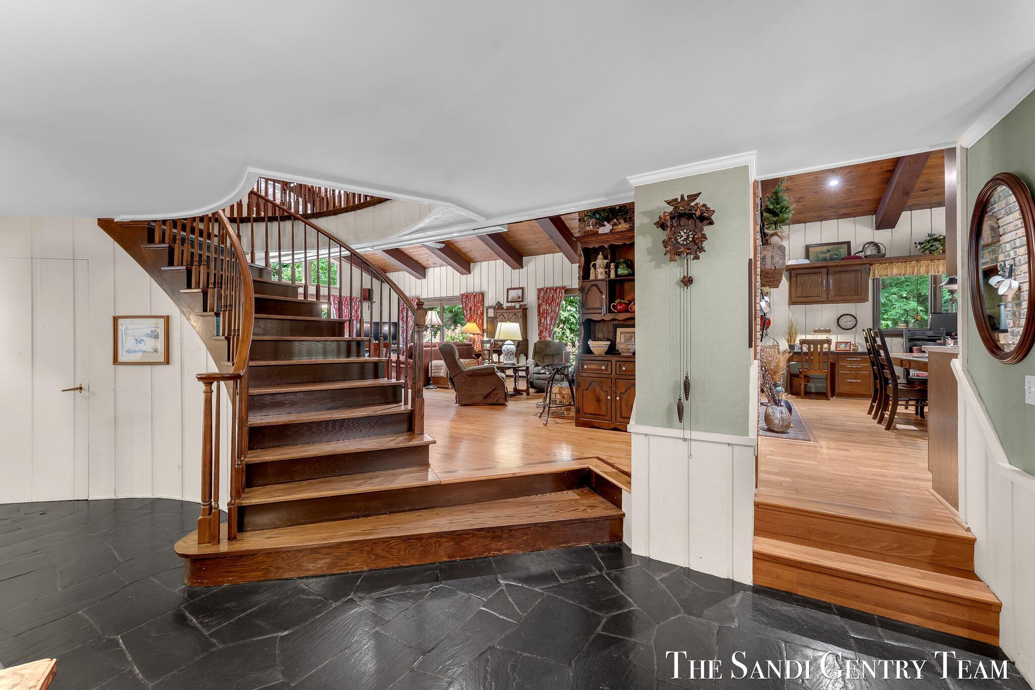 12879 Lakeshore Drive Grand Haven MI 49417