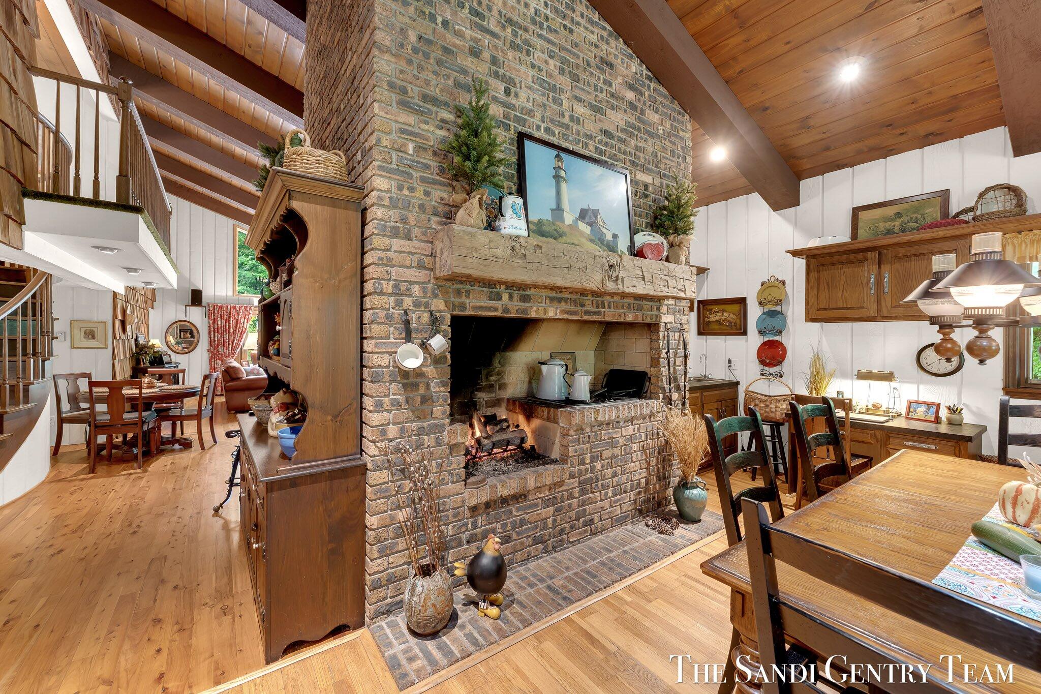 12879 Lakeshore Drive Grand Haven MI 49417