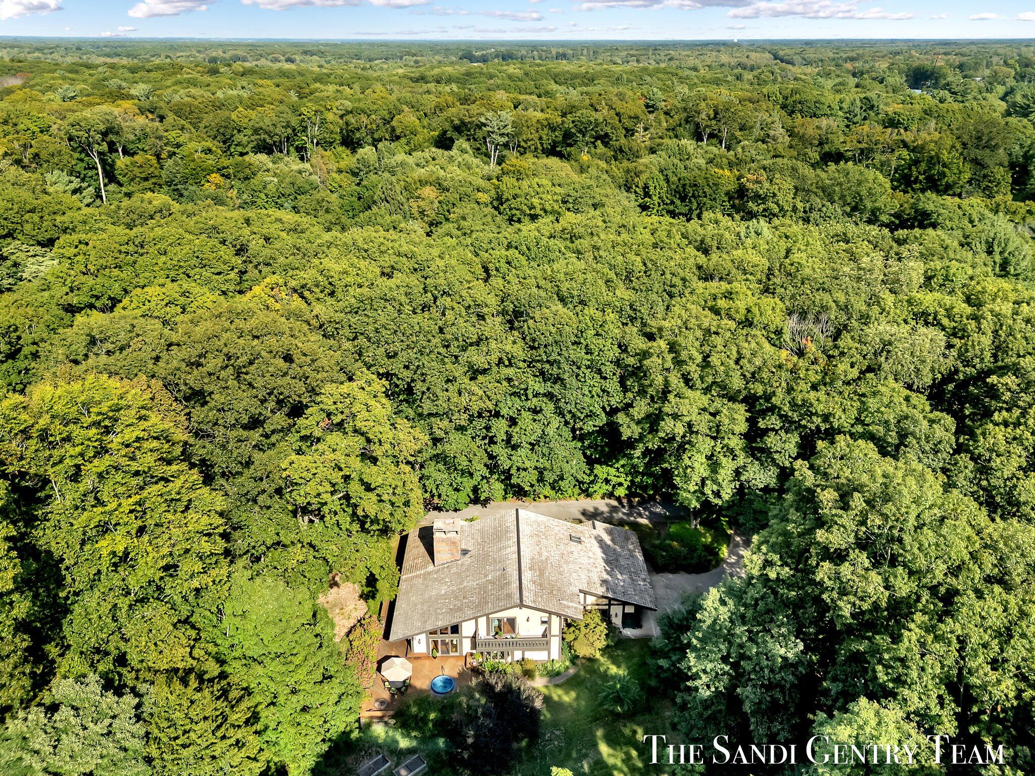 12879 Lakeshore Drive Grand Haven MI 49417