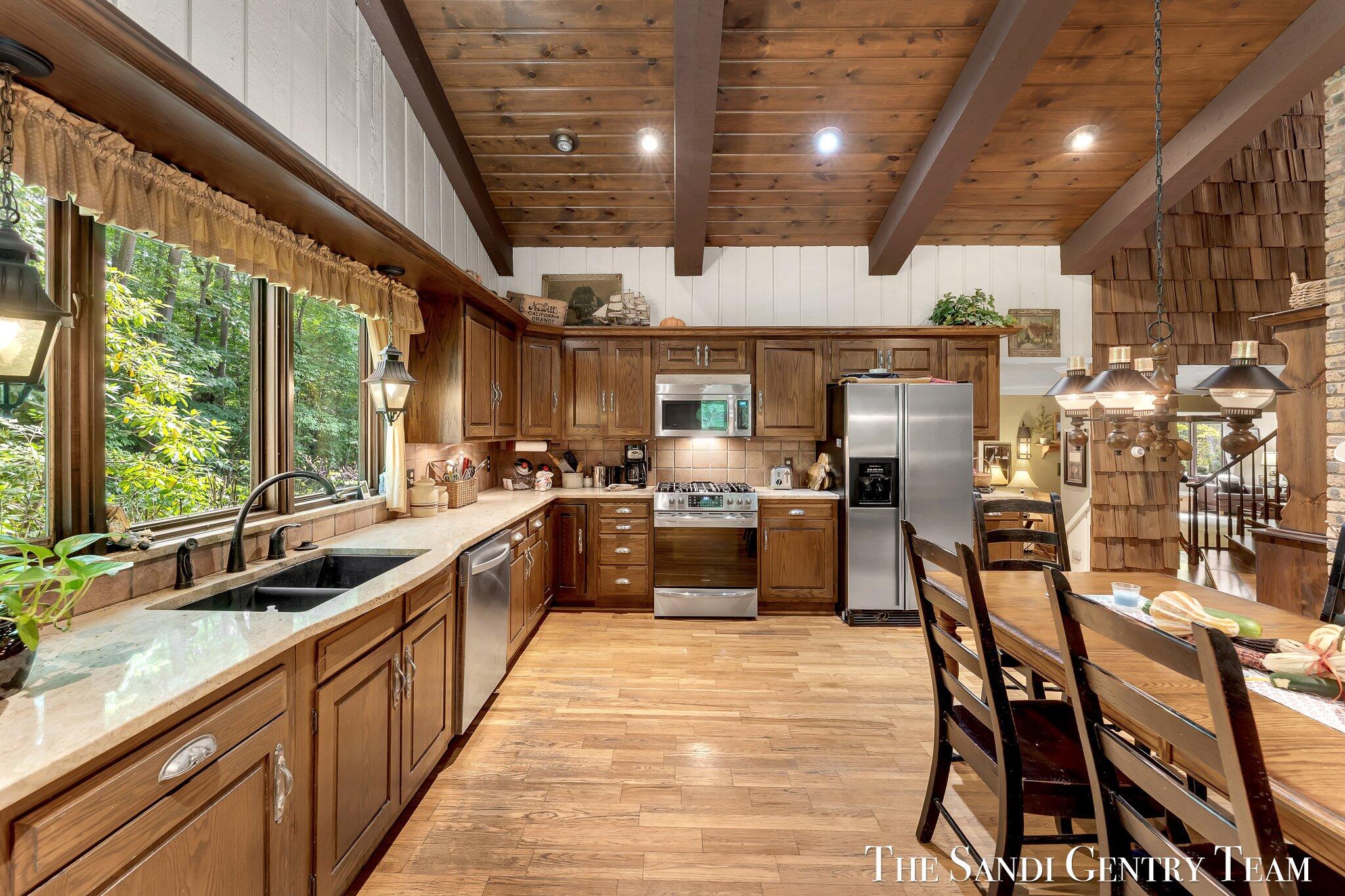 12879 Lakeshore Drive Grand Haven MI 49417