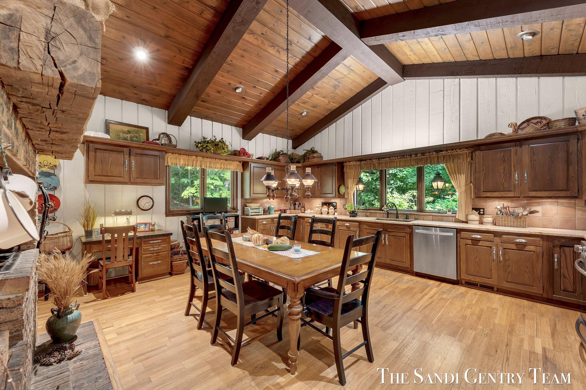 12879 Lakeshore Drive Grand Haven MI 49417