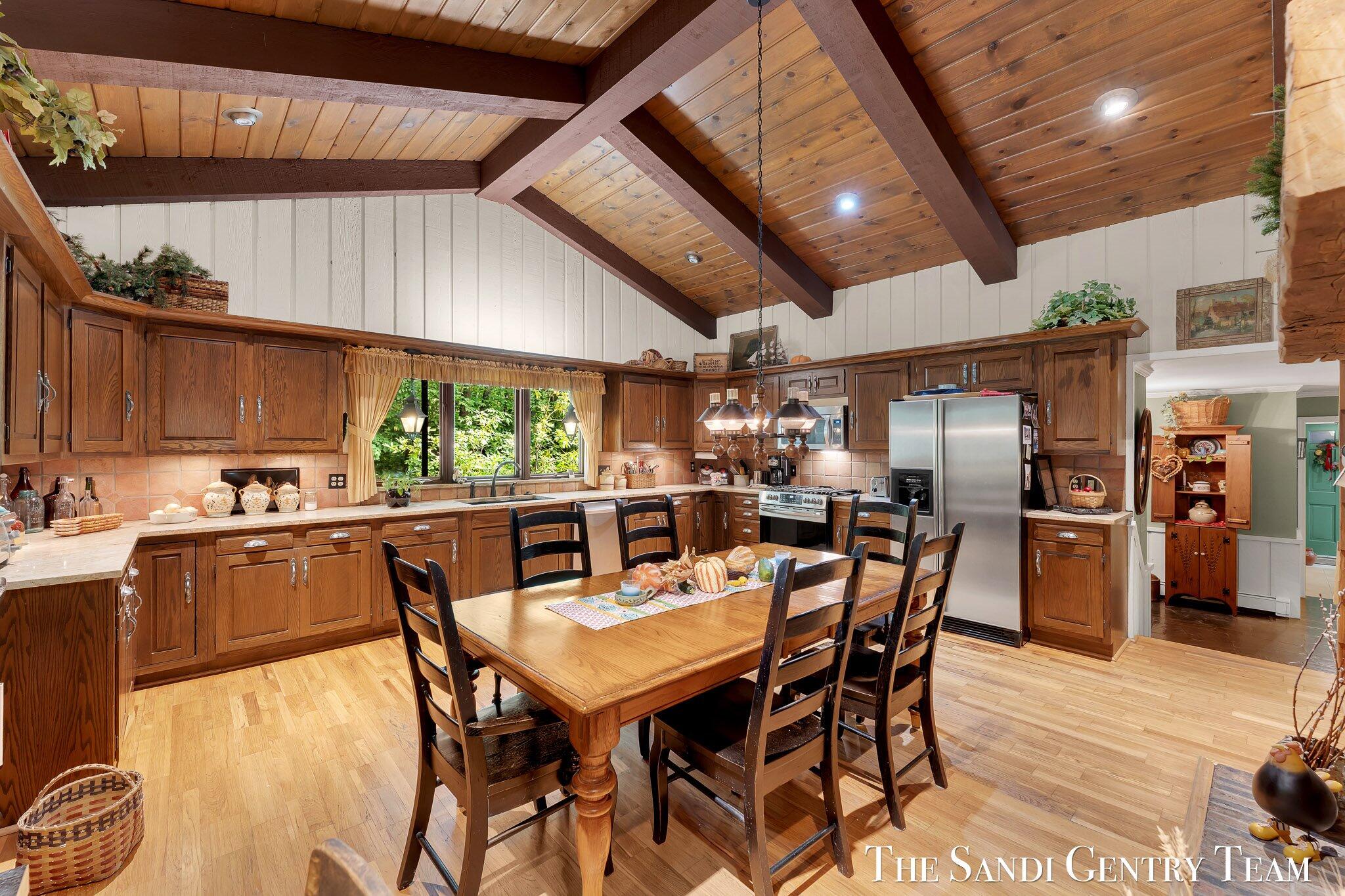 12879 Lakeshore Drive Grand Haven MI 49417